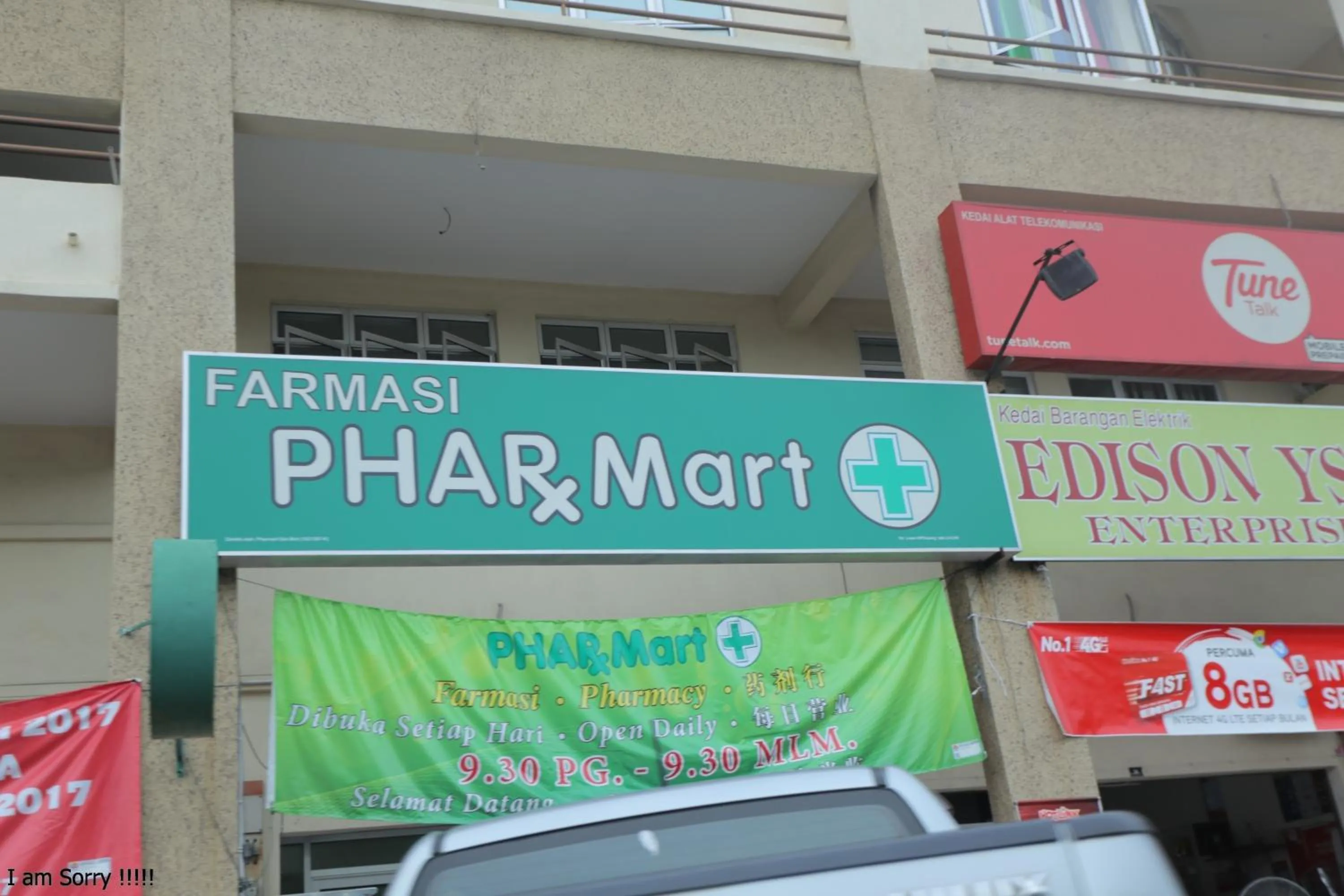 JAM Hotel Kota Warisan Sepang @ ERL Salak Tinggi, KLIA 1-2 & F1