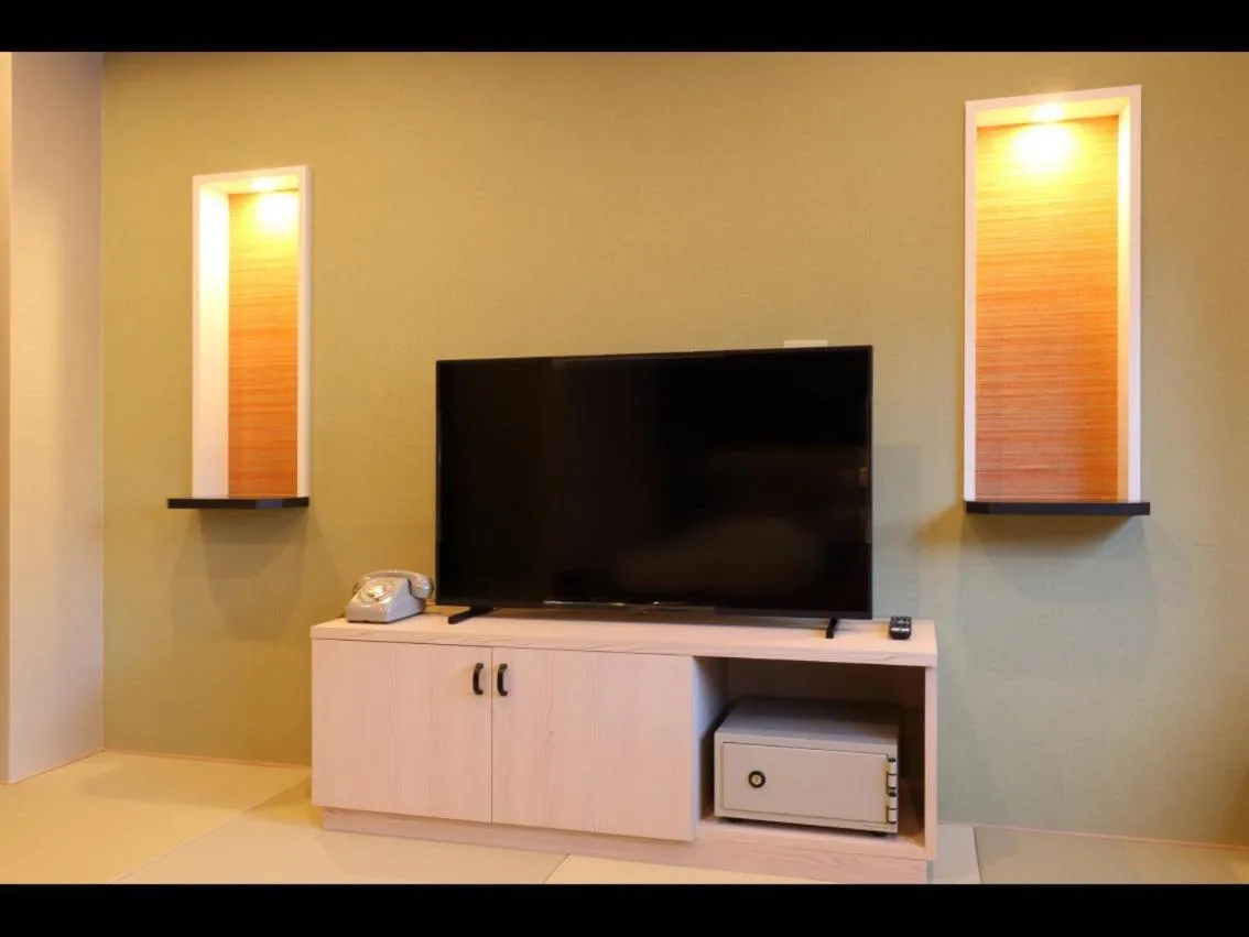 TV and multimedia in Dai Onsen Matsudaya Ryokan