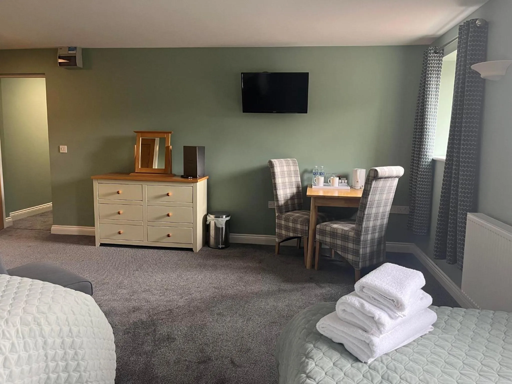 Bed in Alexander Park B&B