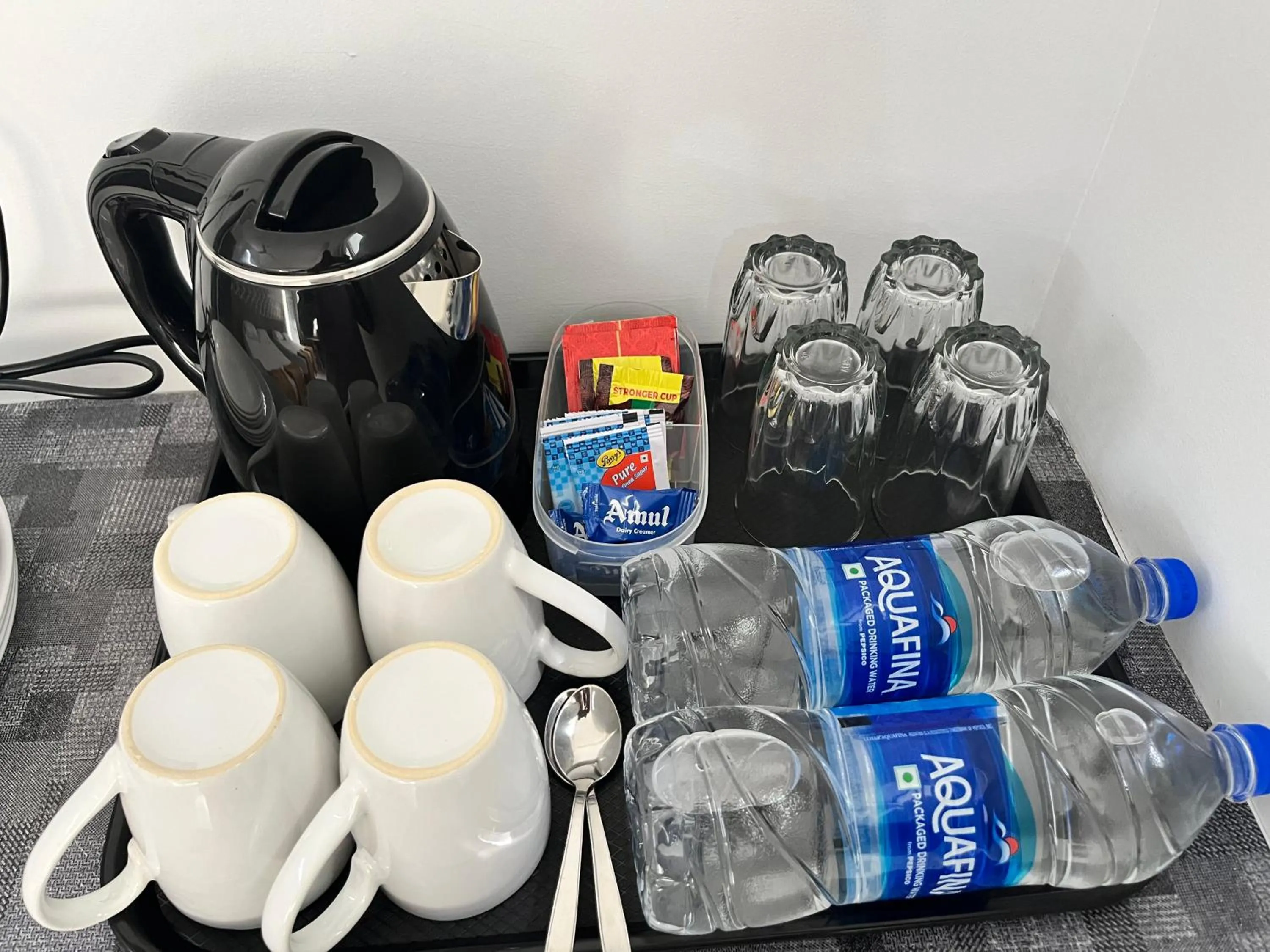 Coffee/tea facilities in Quiet Home