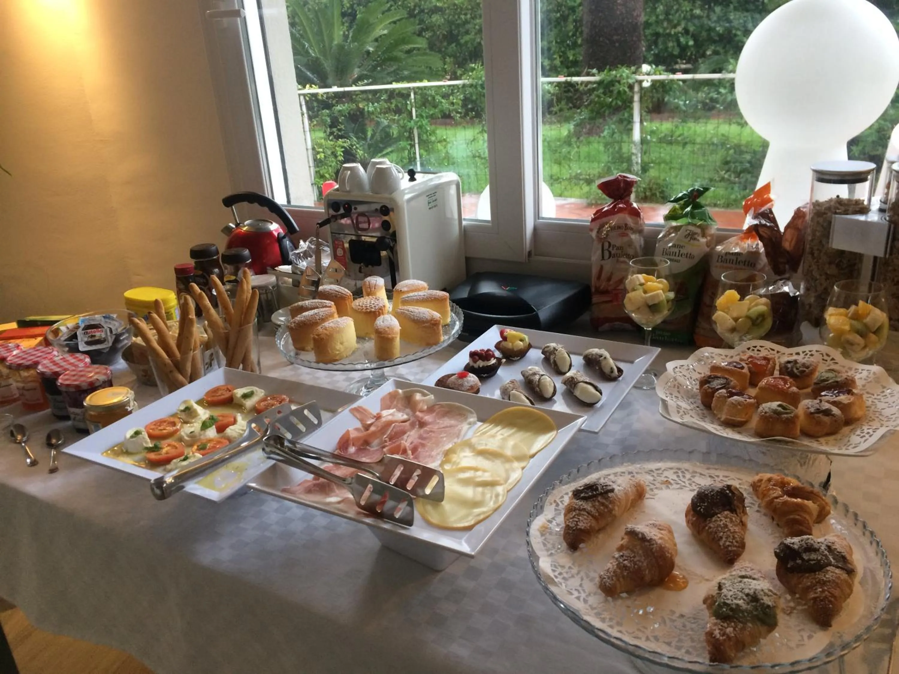 Breakfast in B&B Mondello Design