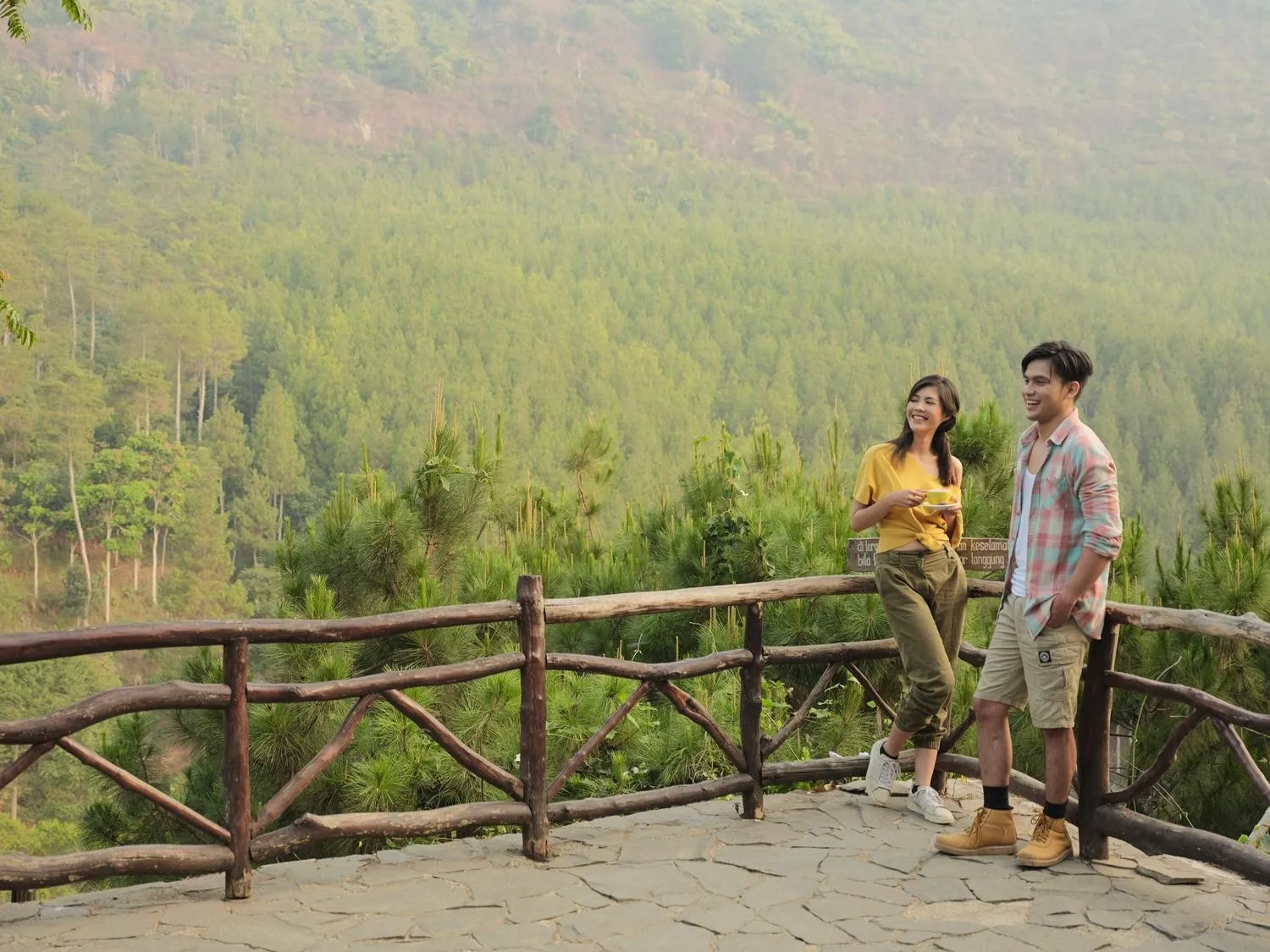 People in The Lodge Maribaya