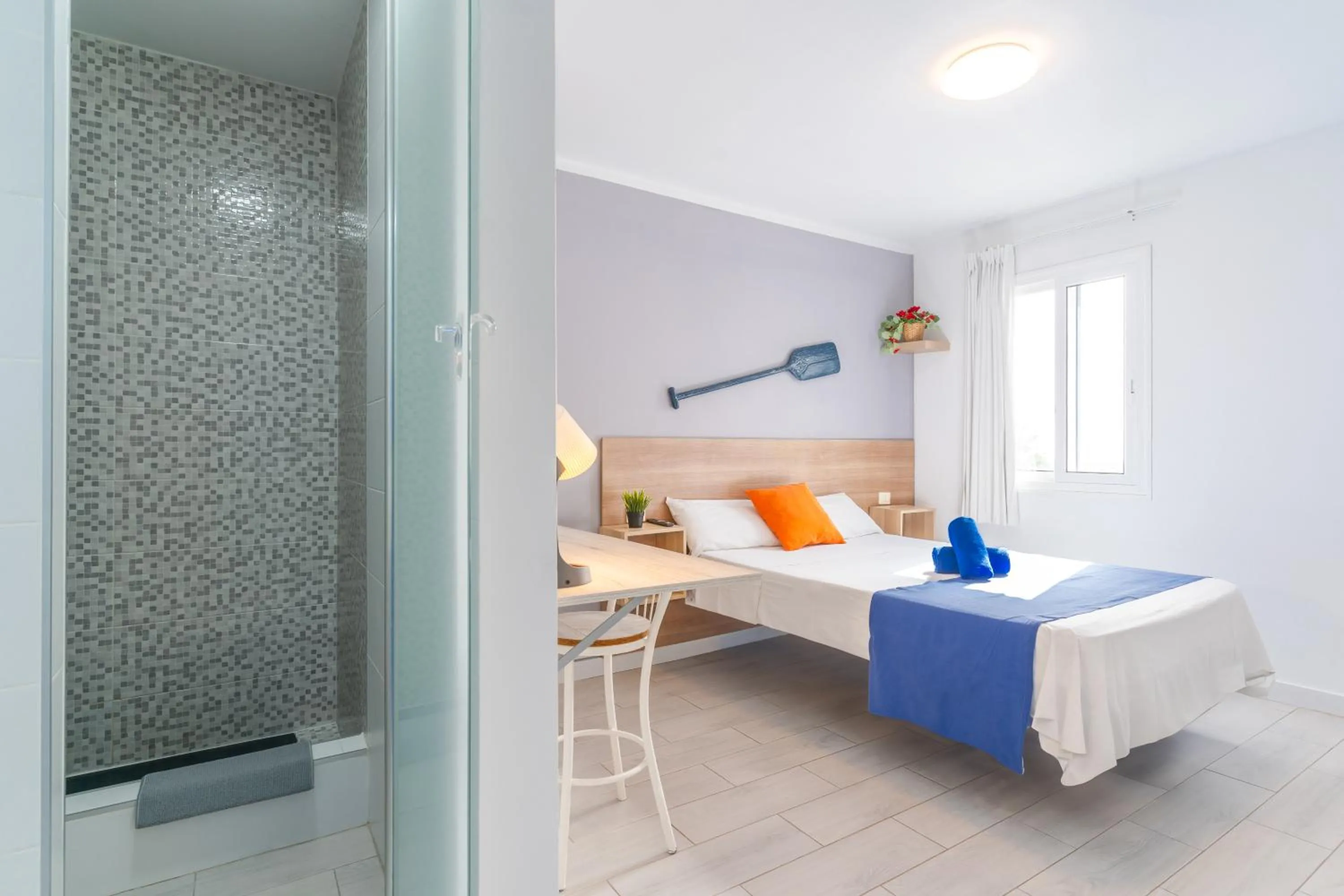 Bed in Hostel Neon Tenerife