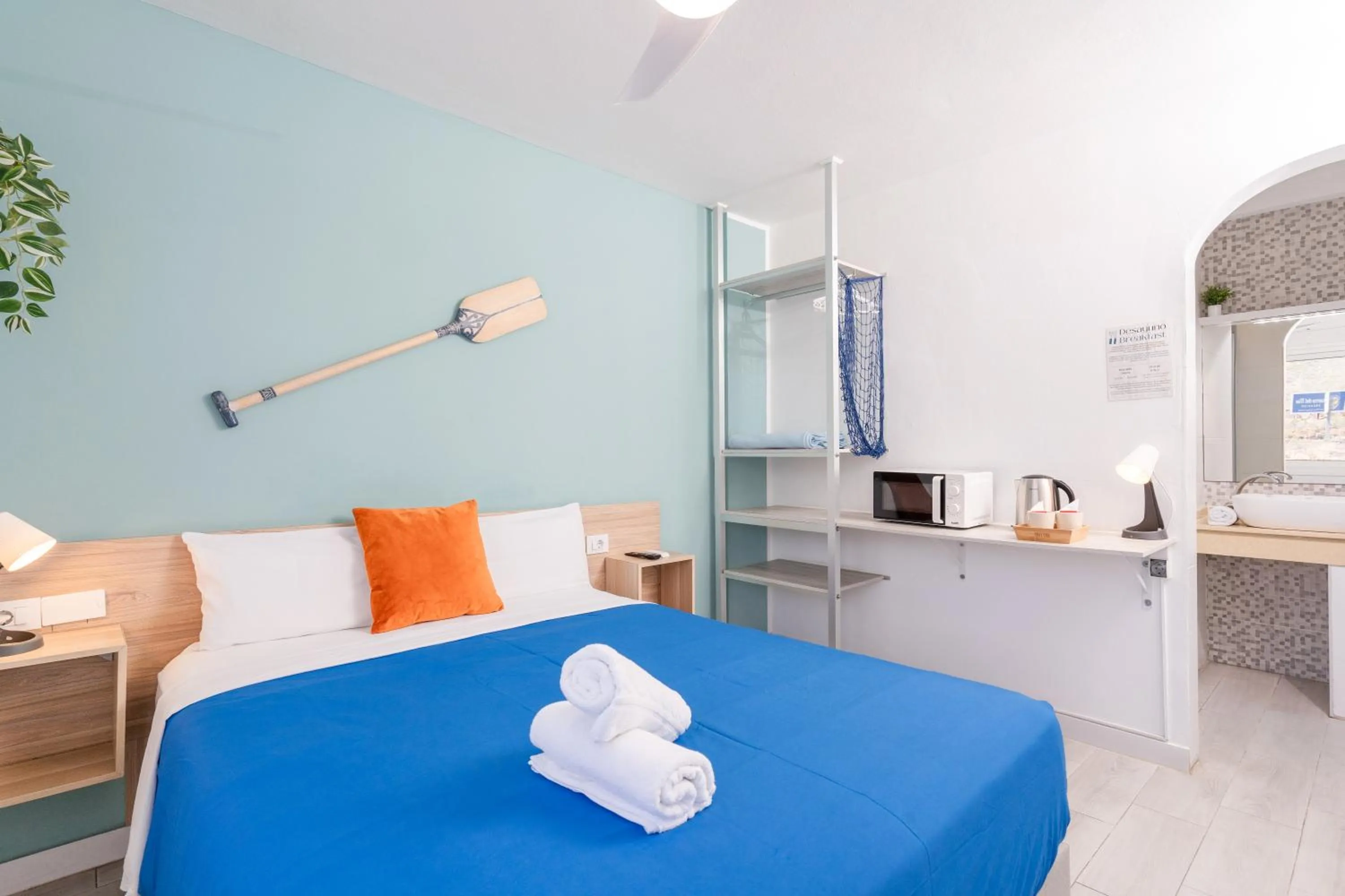 Bed in Hostel Neon Tenerife