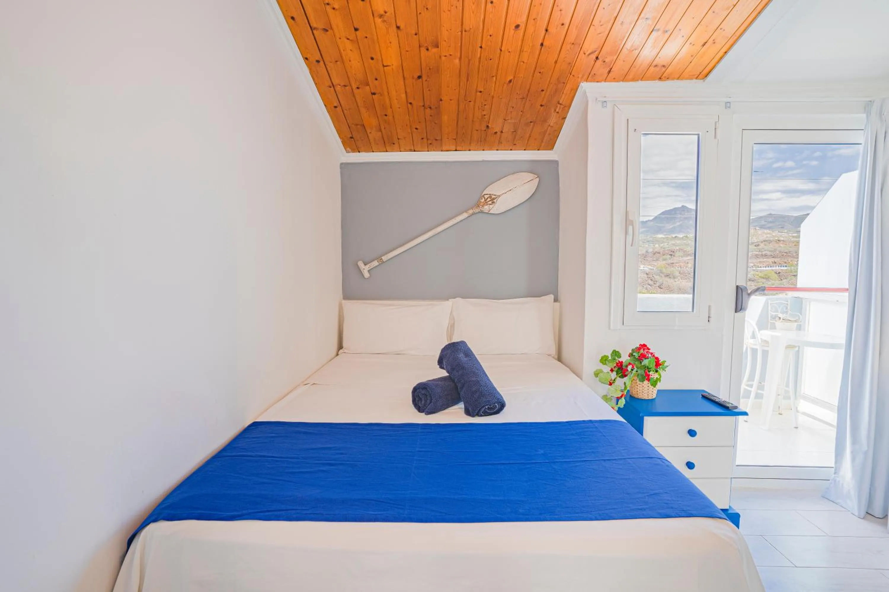 Bed in Hostel Neon Tenerife