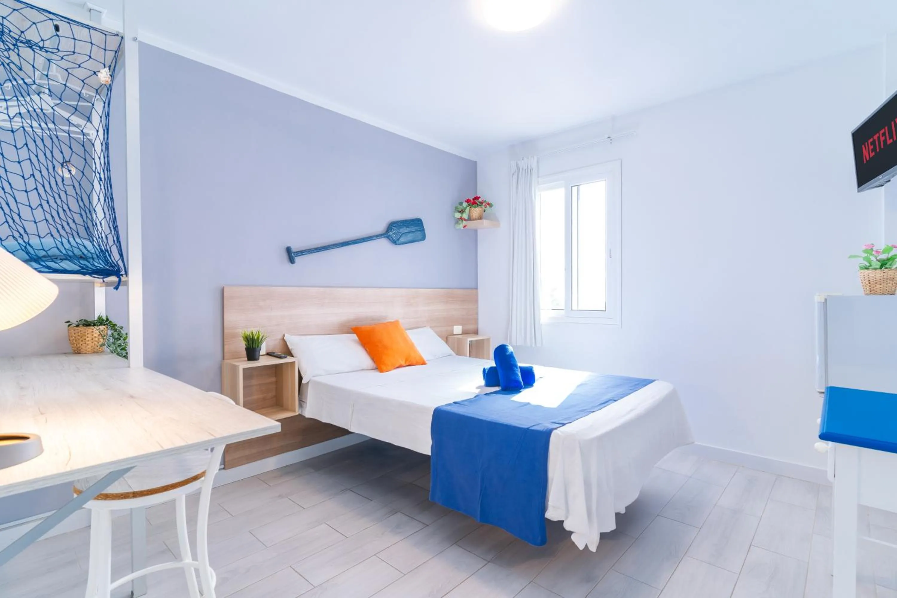 Bed in Hostel Neon Tenerife