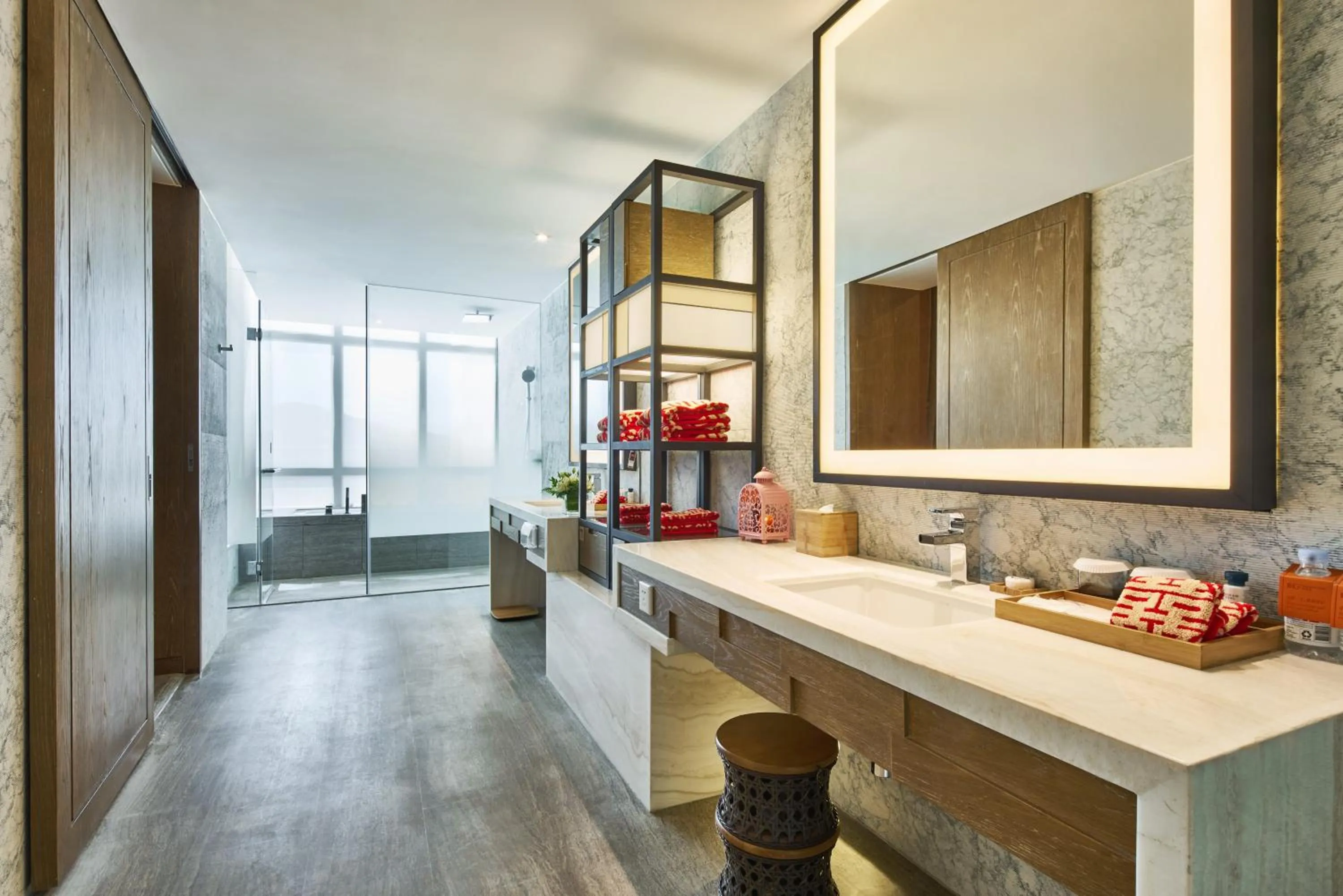 Photo of the whole room in Crowne Plaza Ningbo Xiangshan Sea View by IHG