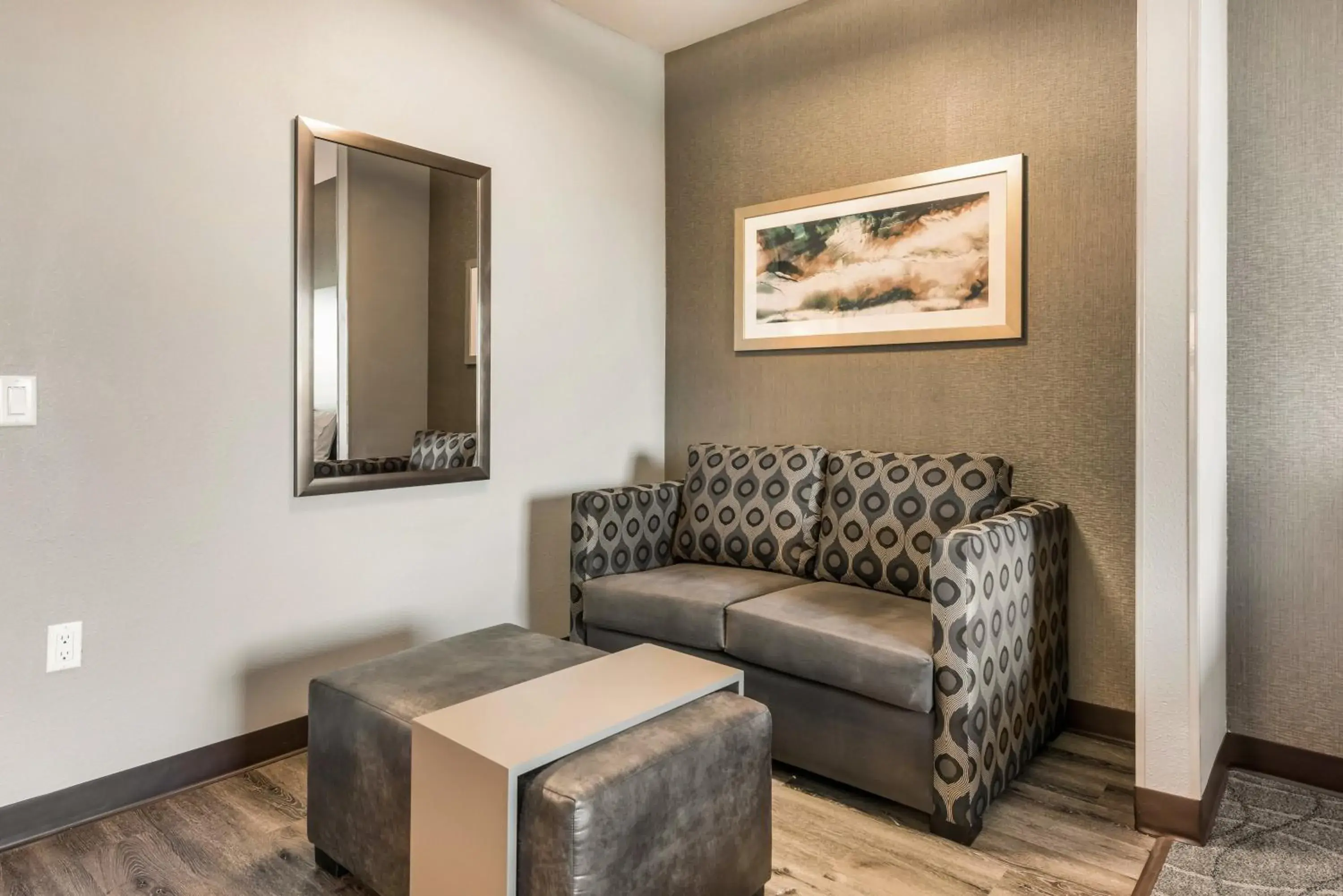 Two Bedroom Suite with One Queen Bed and Two Double Beds - Non-Smoking in Holiday Inn Hotel & Suites Silicon Valley – Milpitas, an IHG Hotel Two Bedroom Suite with One Queen Bed and Two Double Beds - Non-Smoking in Holiday Inn Hotel & Suites Silicon Valley – Milpitas, an IHG Hotel