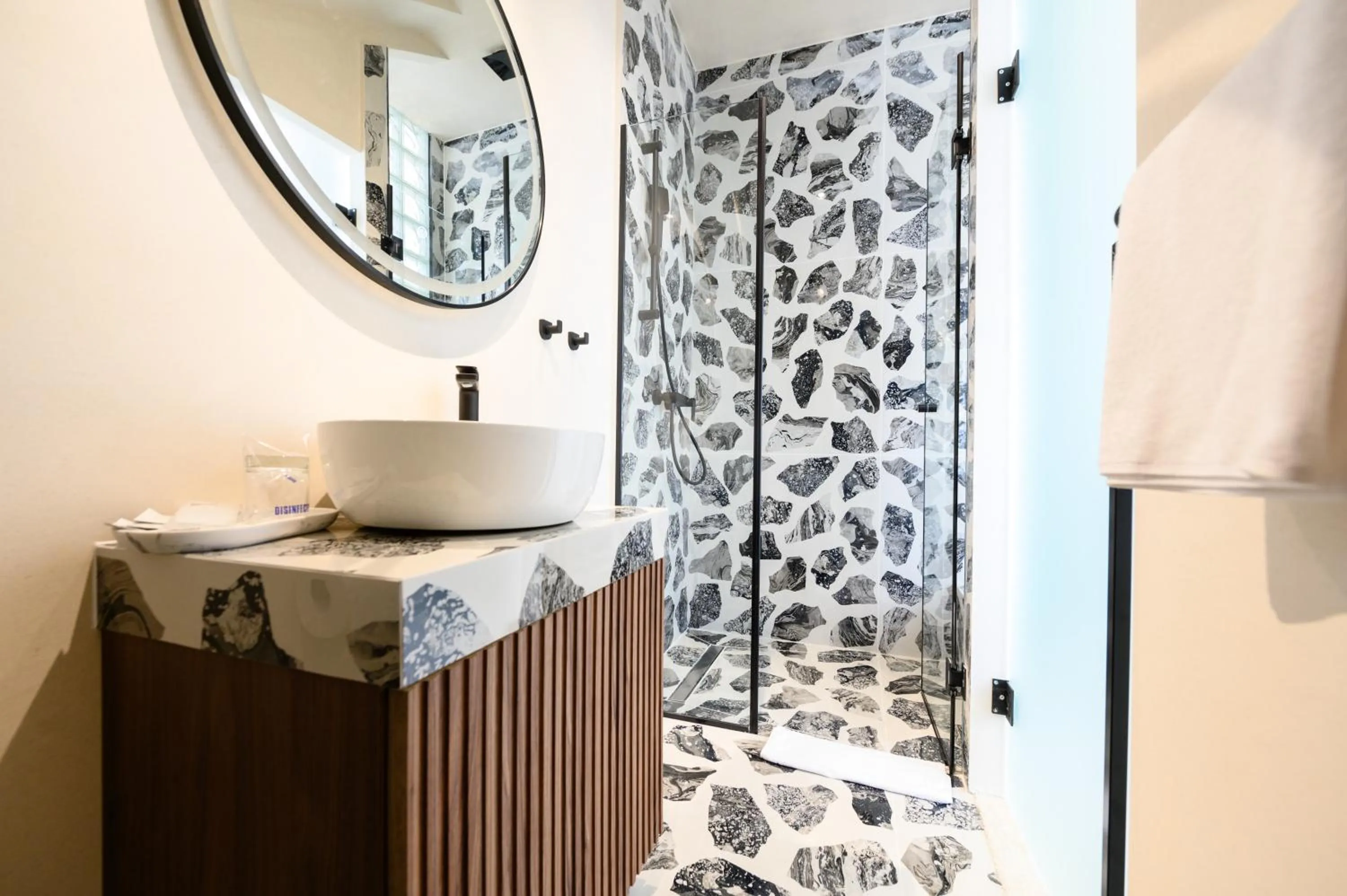 Bathroom in Hotel Bohemian Garni - Skadarlija