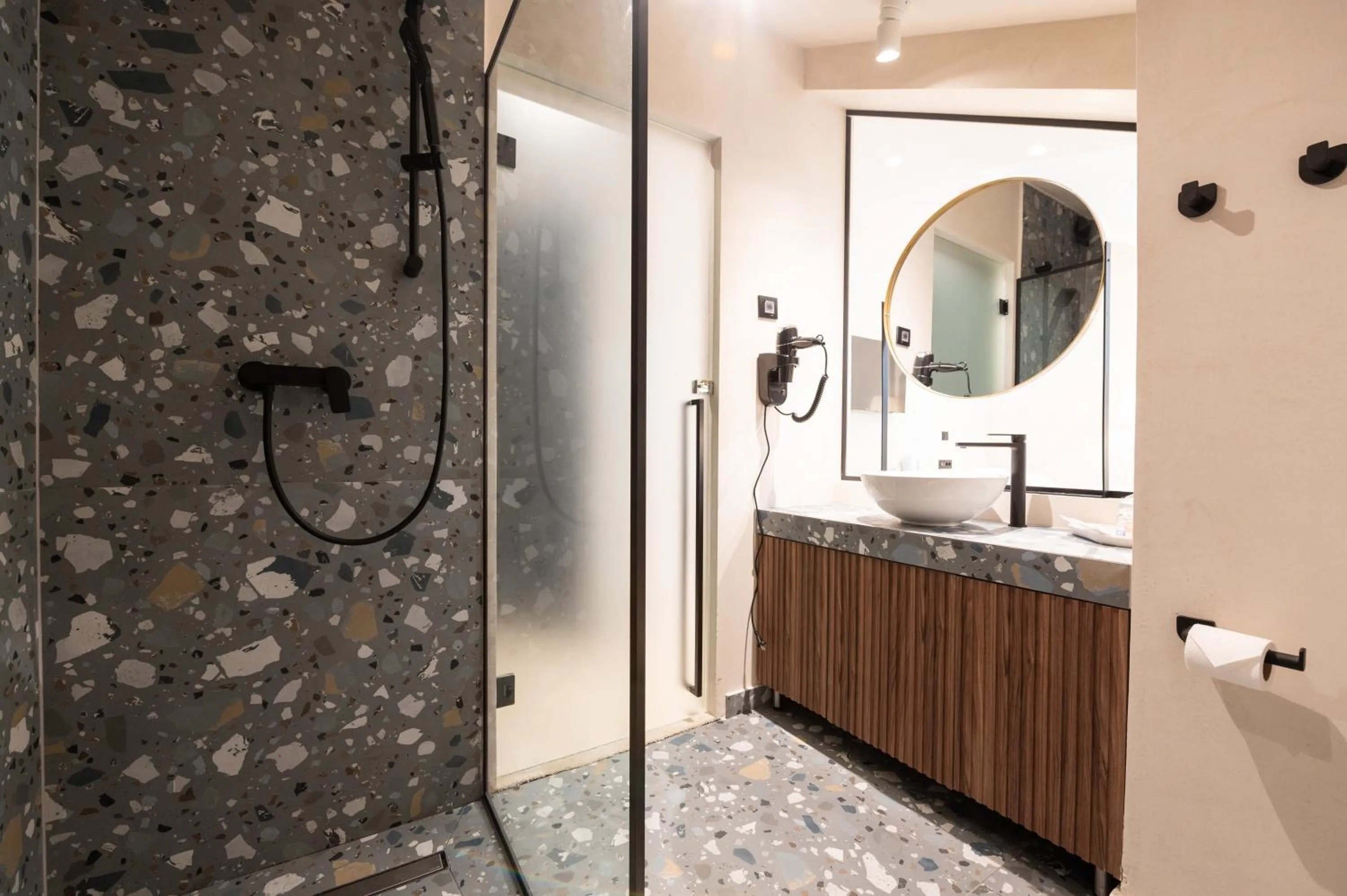 Bathroom in Hotel Bohemian Garni - Skadarlija