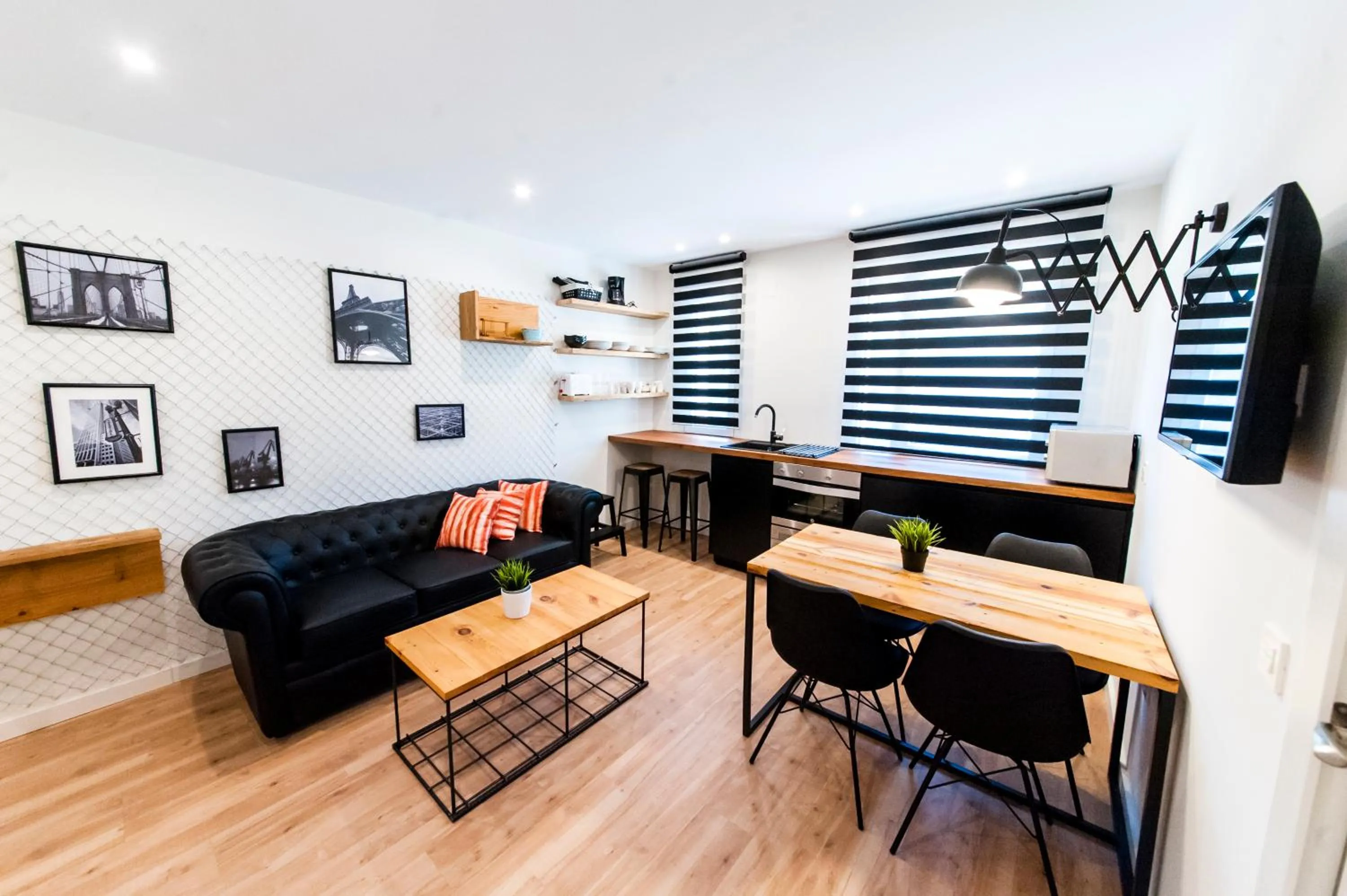 Photo of the whole room in El Mirador Del Alcazar