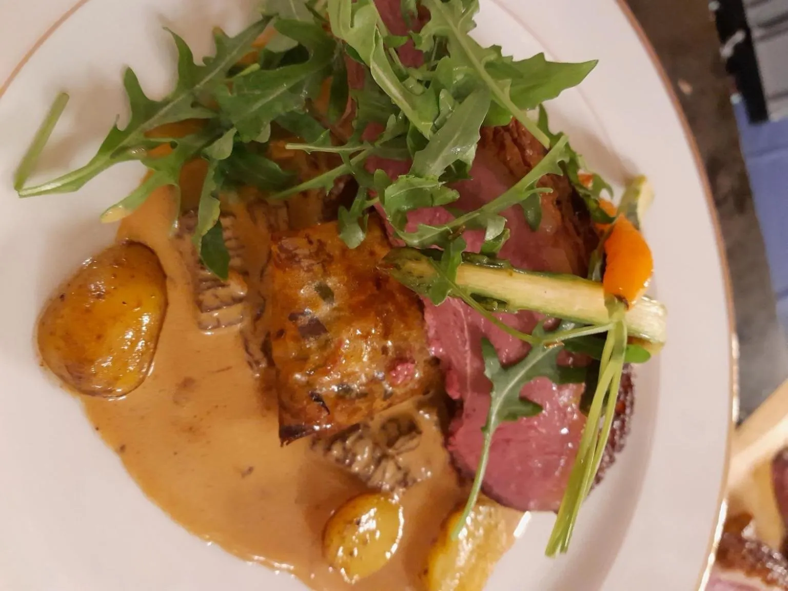 Food and drinks in Chateau De Riverie chambres et table d'hôtes