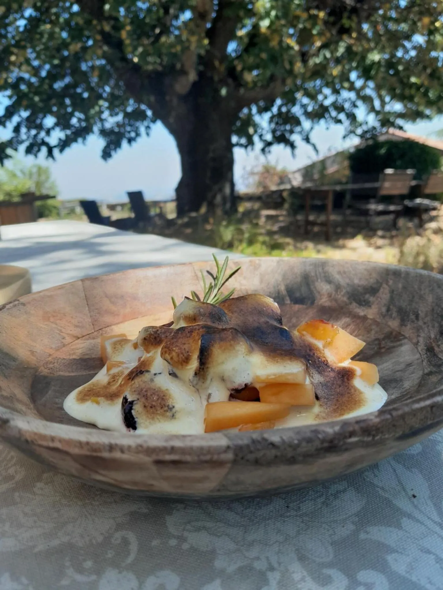 Food and drinks in Chateau De Riverie chambres et table d'hôtes