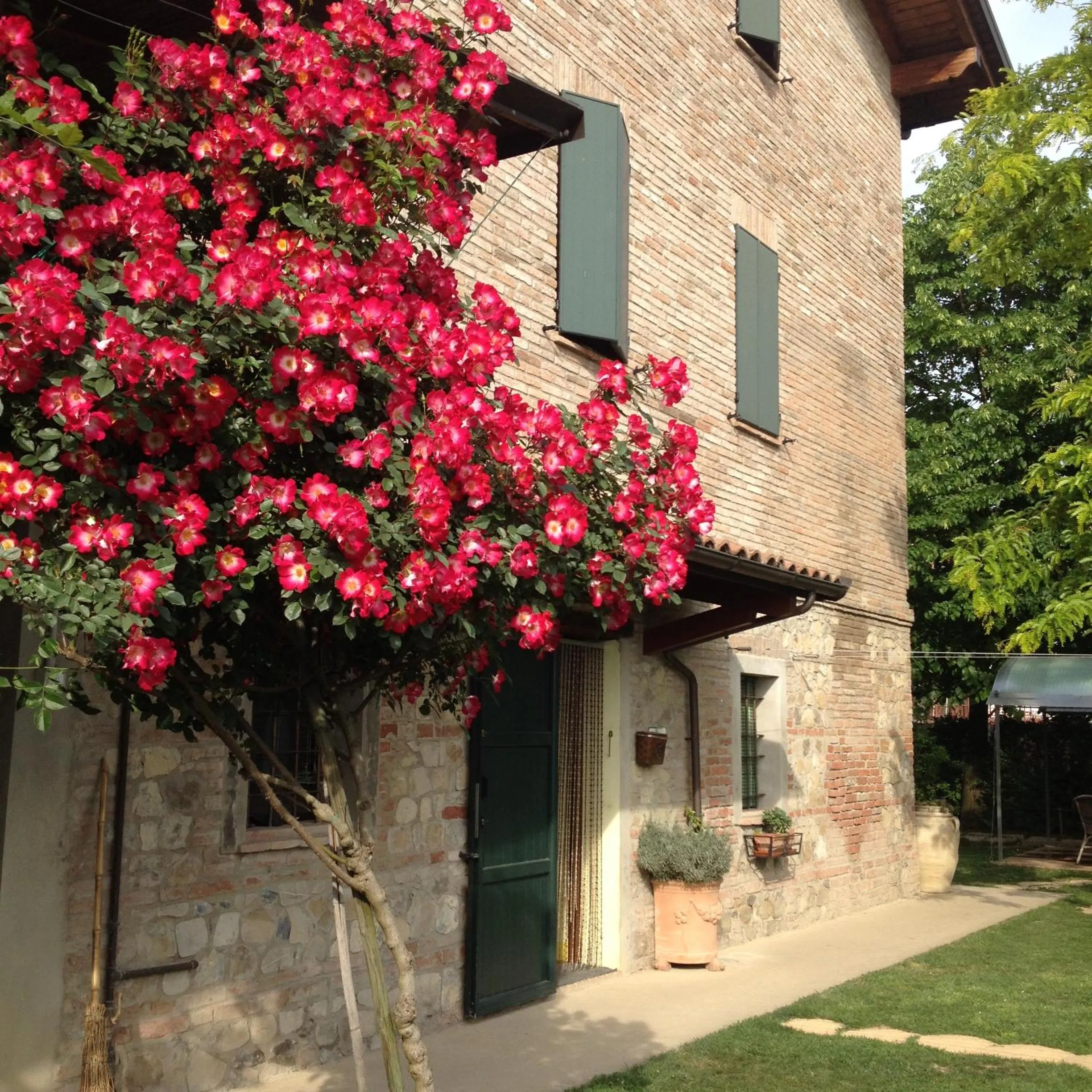 Facade/entrance in Casa Tilde
