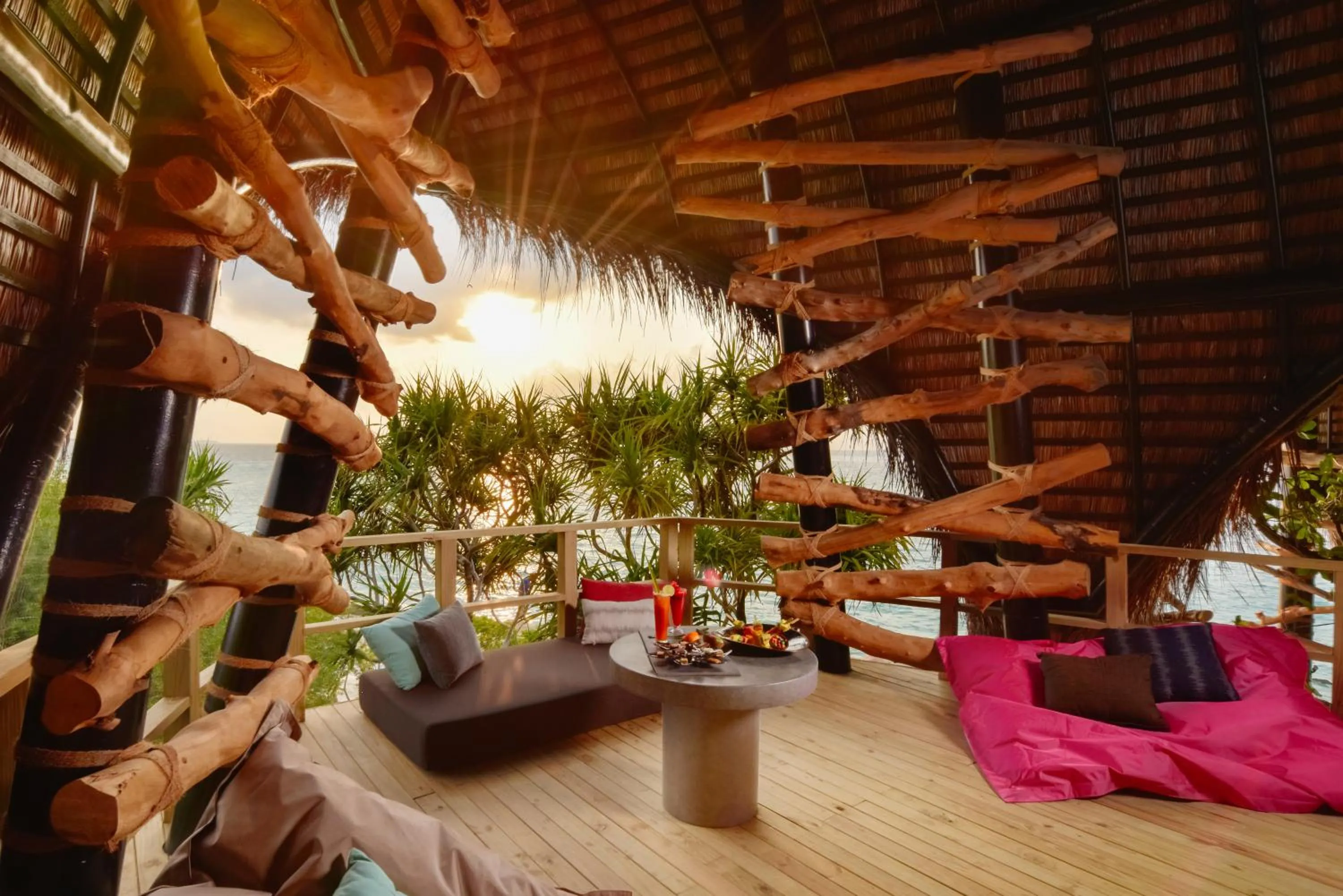 Lounge or bar in Dhigali Maldives - A Premium All-Inclusive Resort