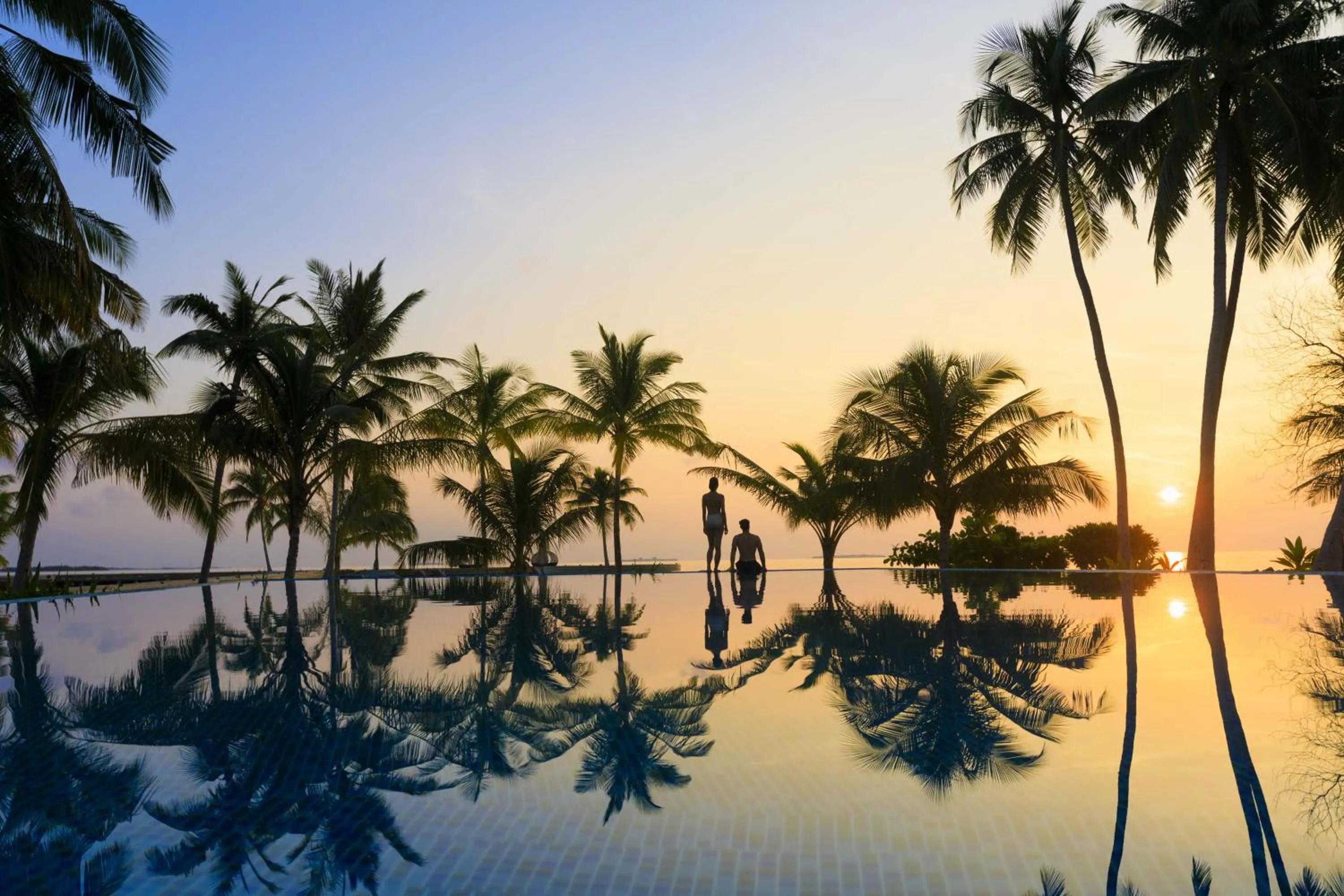 Swimming pool in Dhigali Maldives - A Premium All-Inclusive Resort