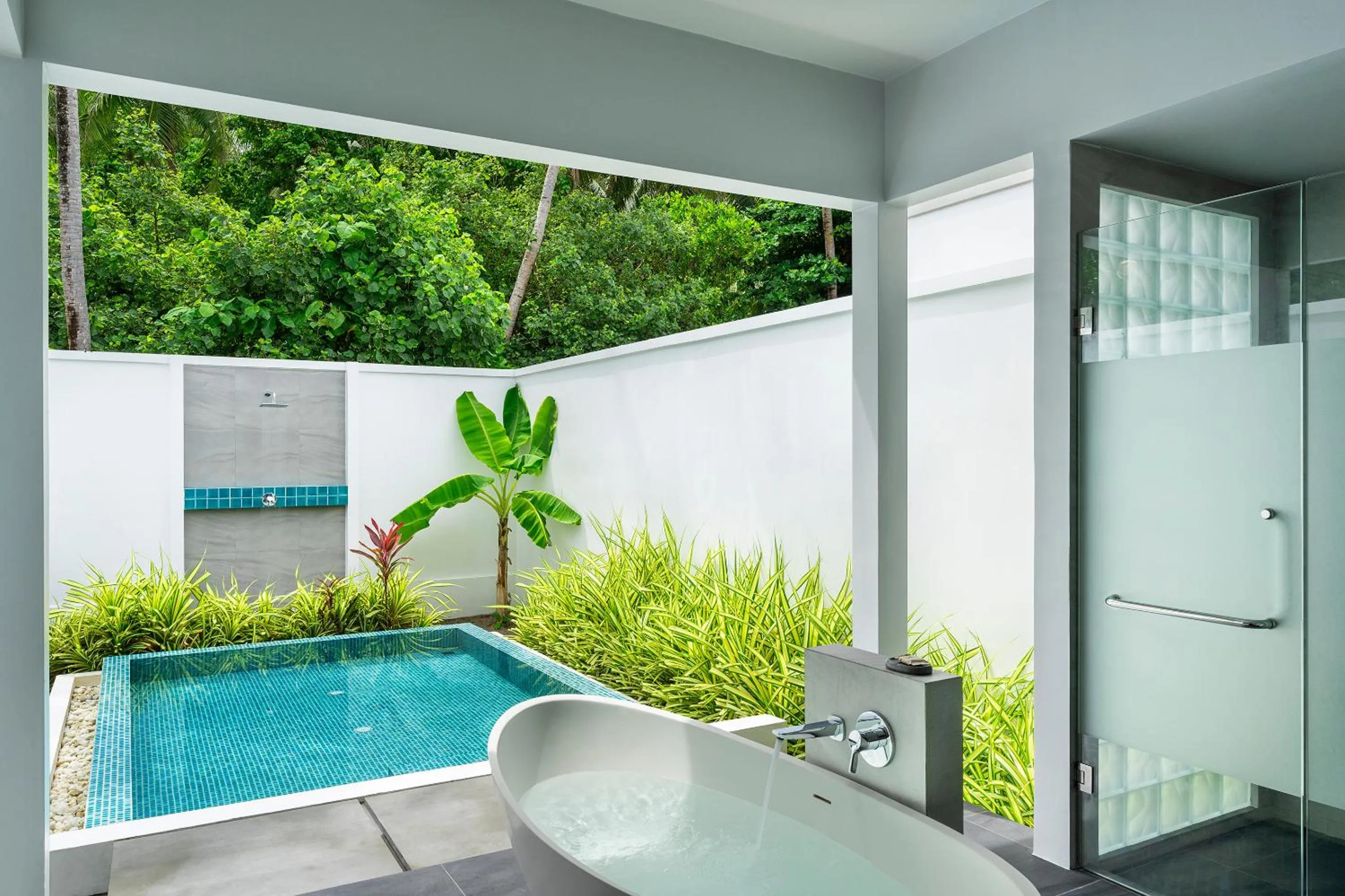 Bathroom in Dhigali Maldives - A Premium All-Inclusive Resort