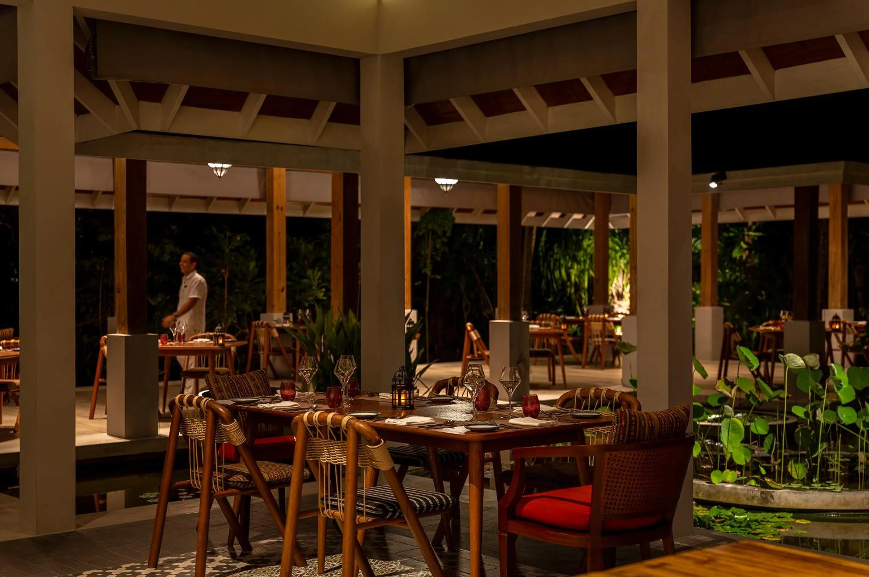 Restaurant/places to eat in Dhigali Maldives - A Premium All-Inclusive Resort