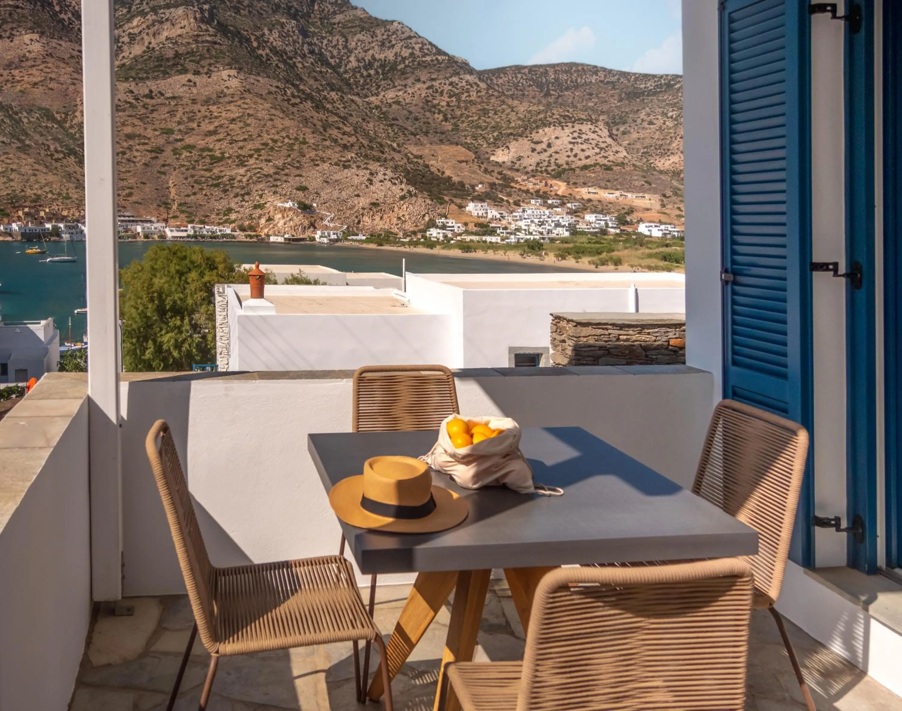 Balcony/Terrace in Sifnos House - Rooms and SPA