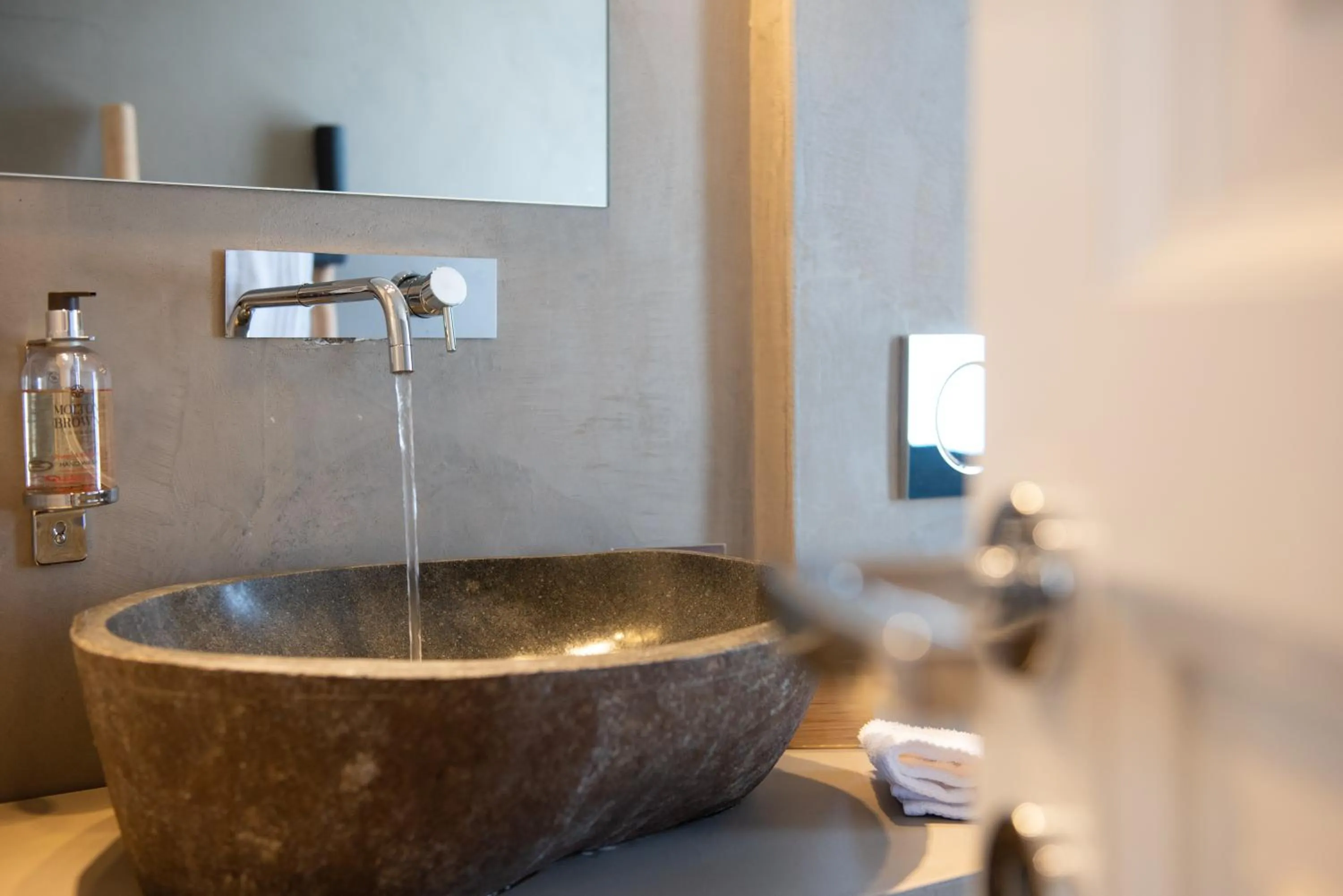 Bathroom in Sifnos House - Rooms and SPA