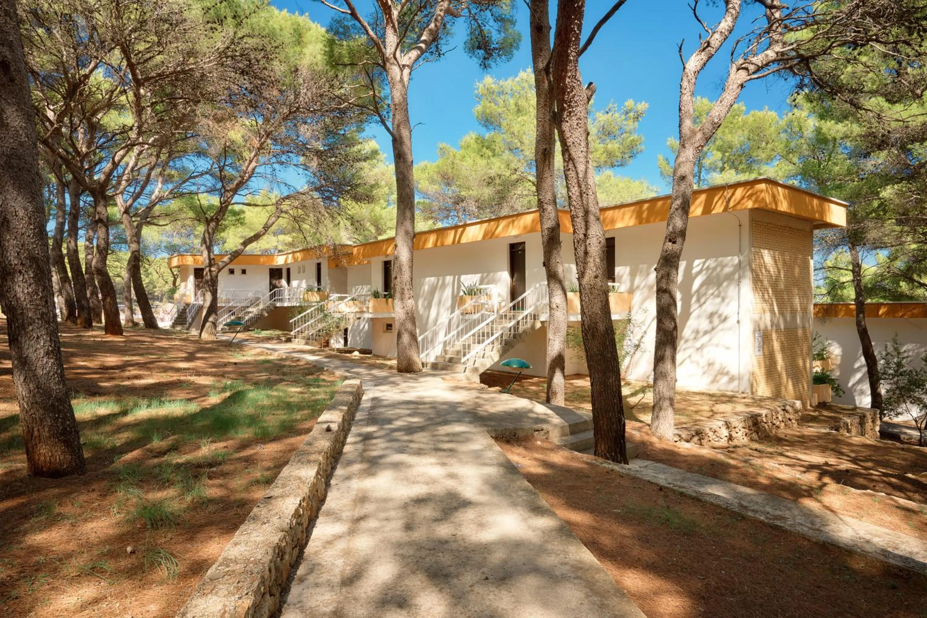 Property building in Fontana Resort