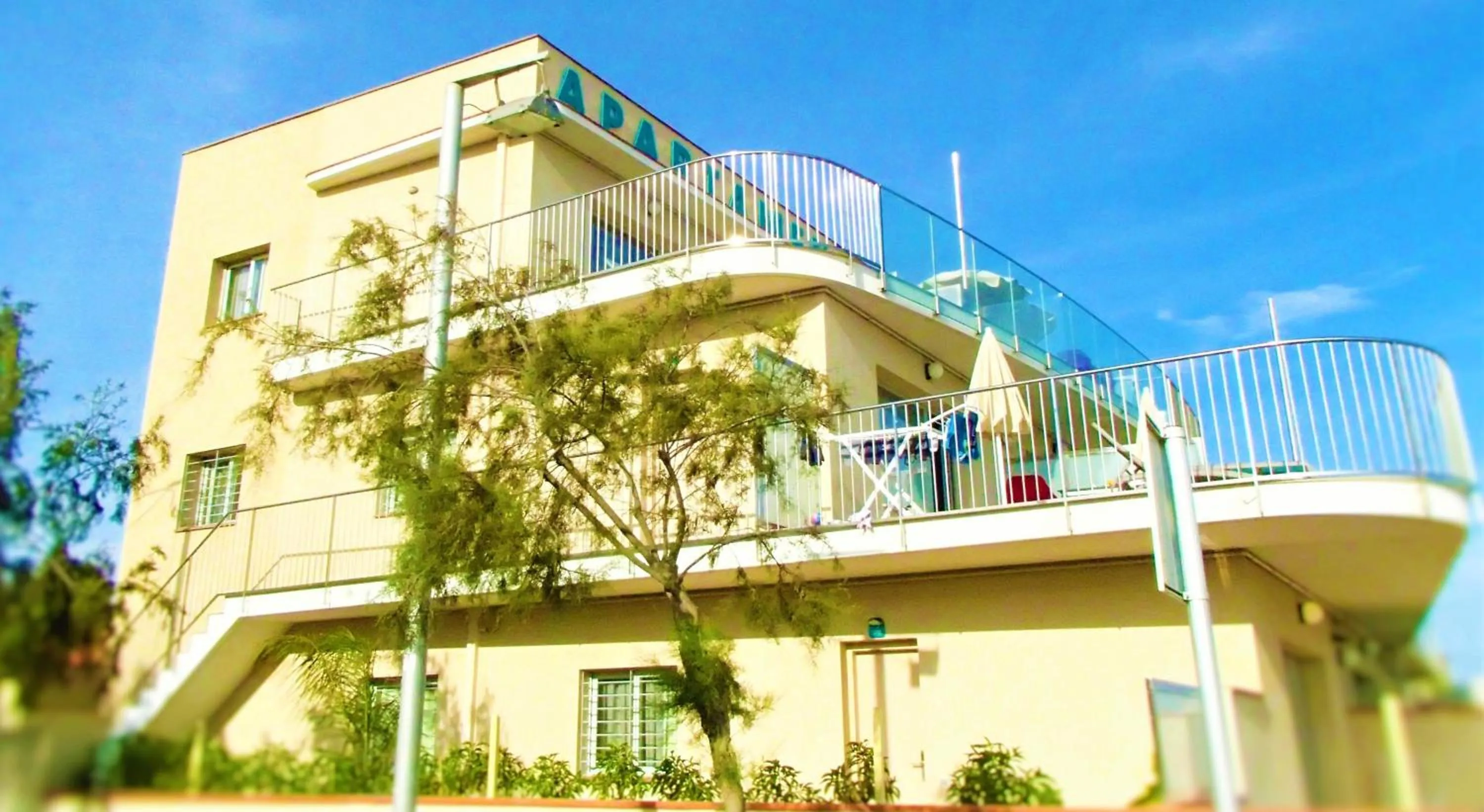 Apartamentos Voramar