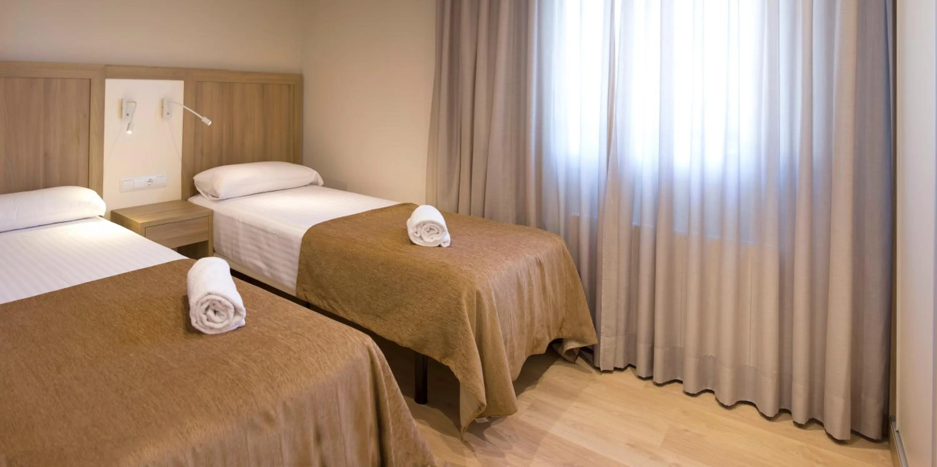 Bed in Apartamentos Voramar