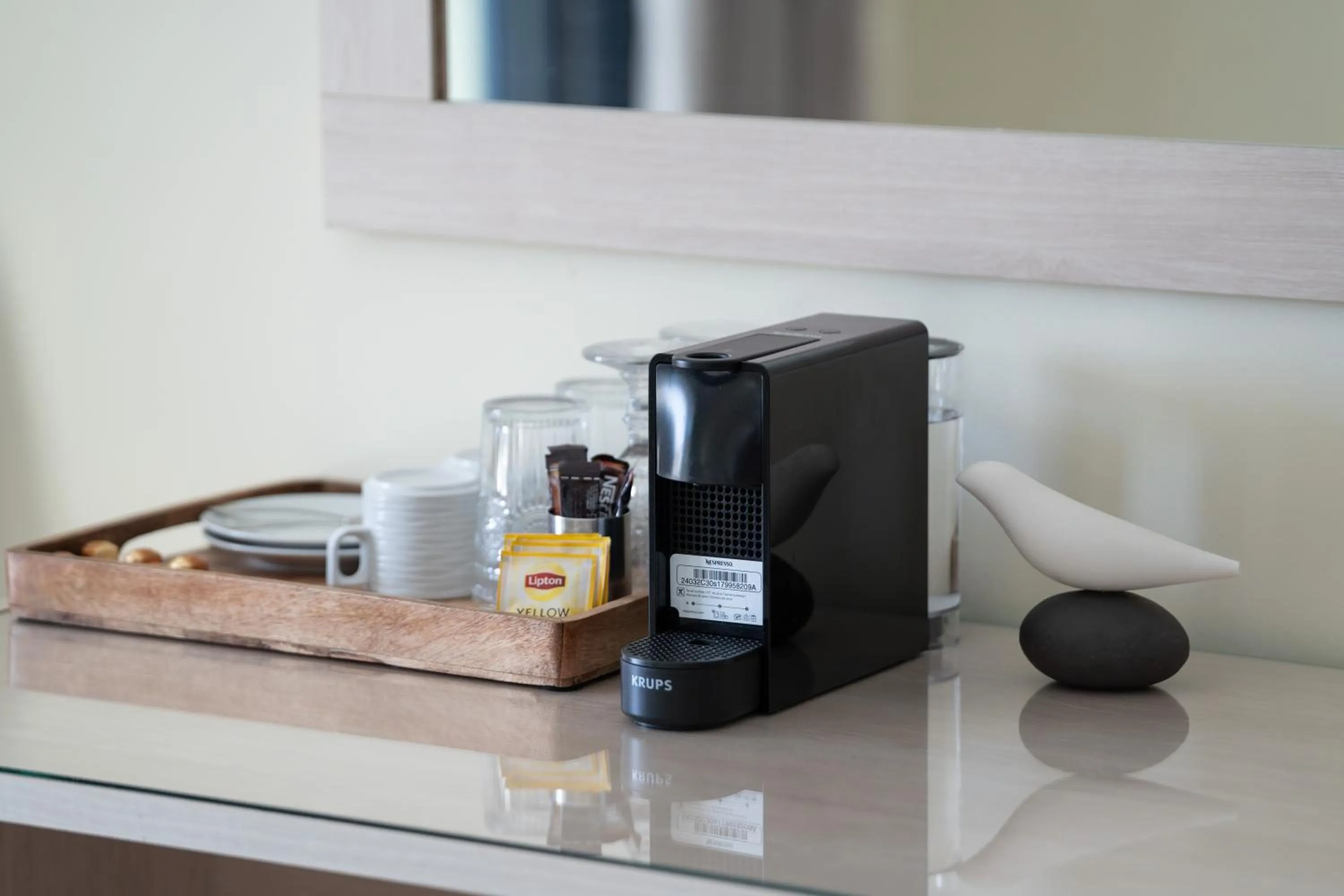 Coffee/tea facilities in La Luna Hotel