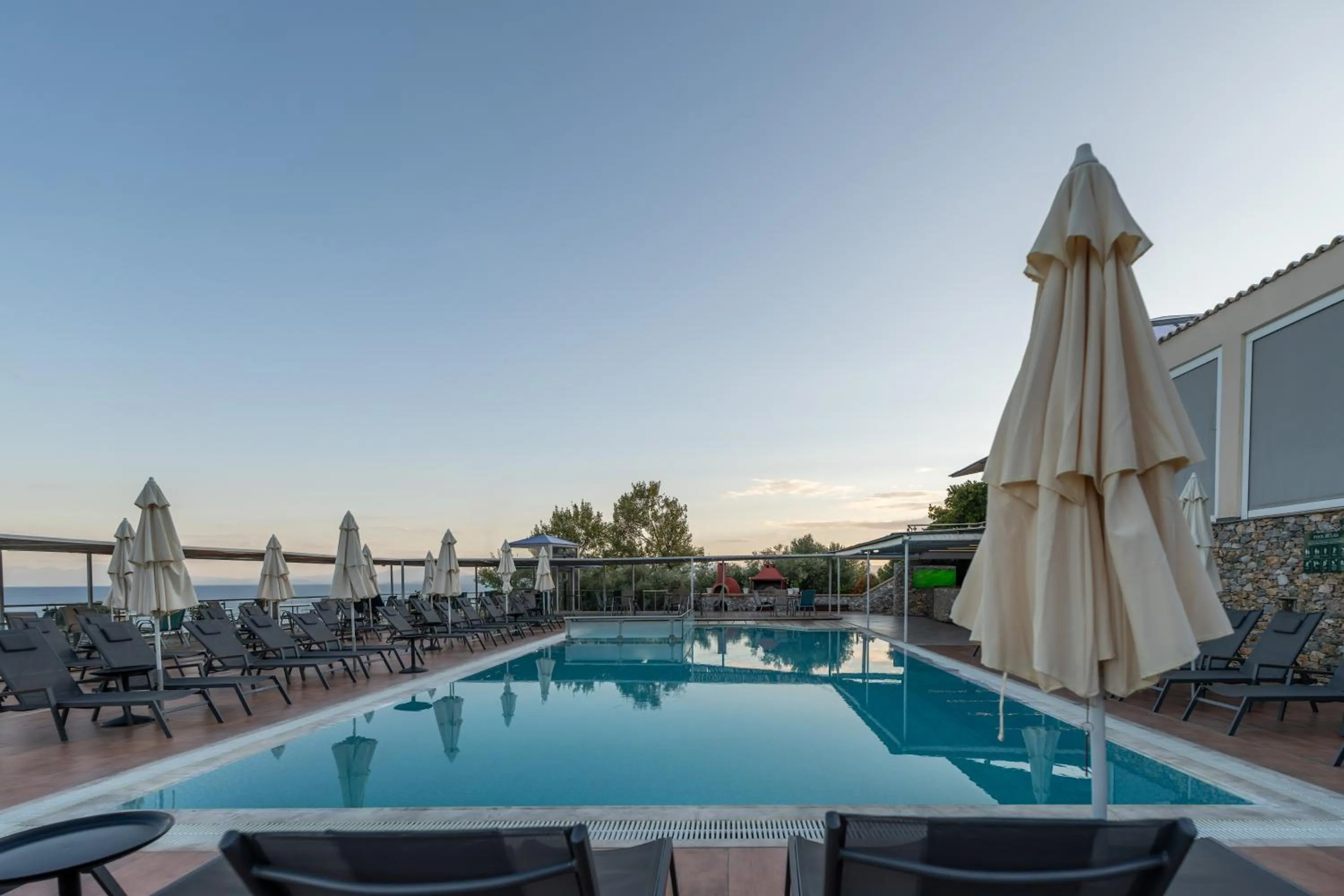 Swimming pool in La Luna Hotel