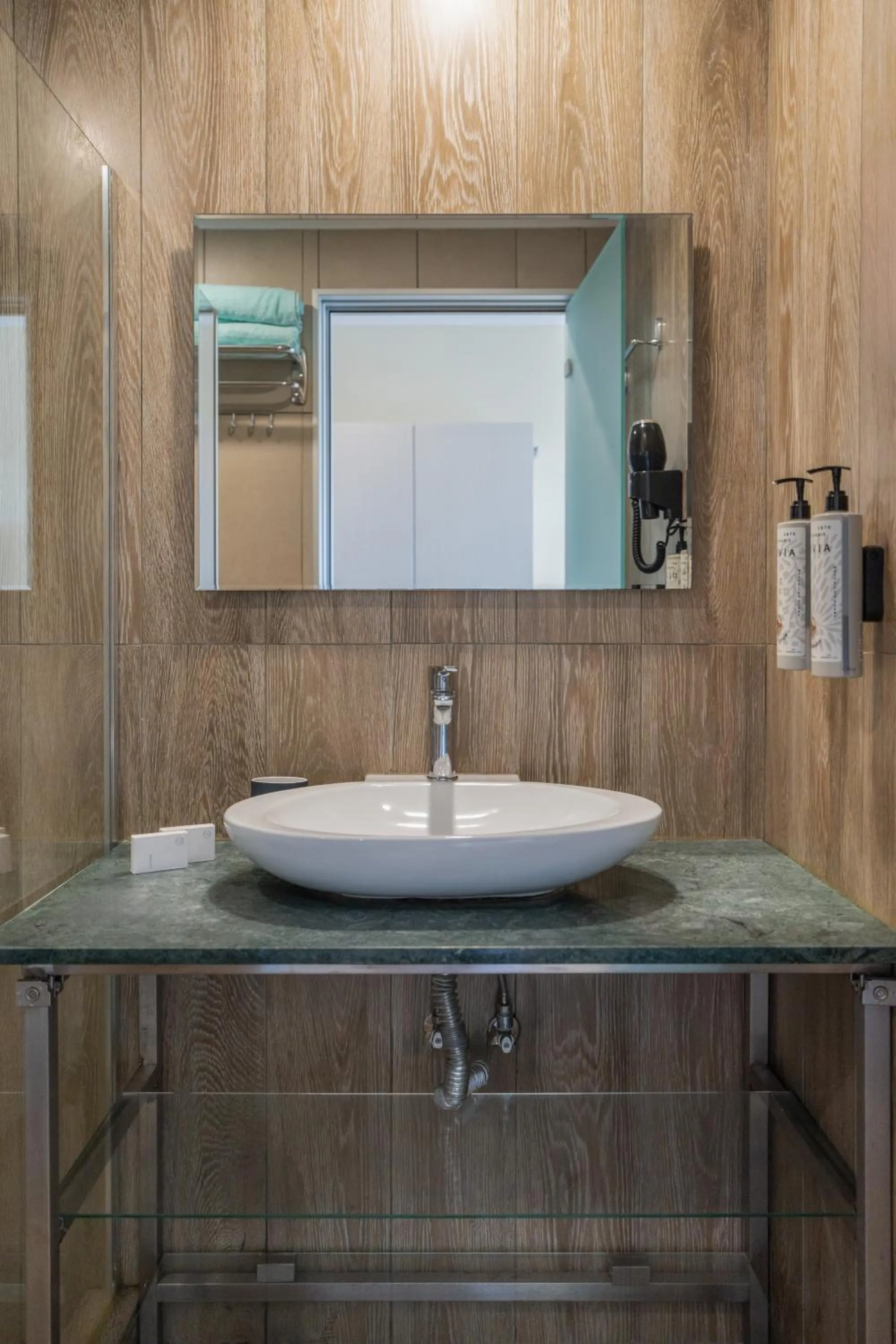 Bathroom in La Luna Hotel