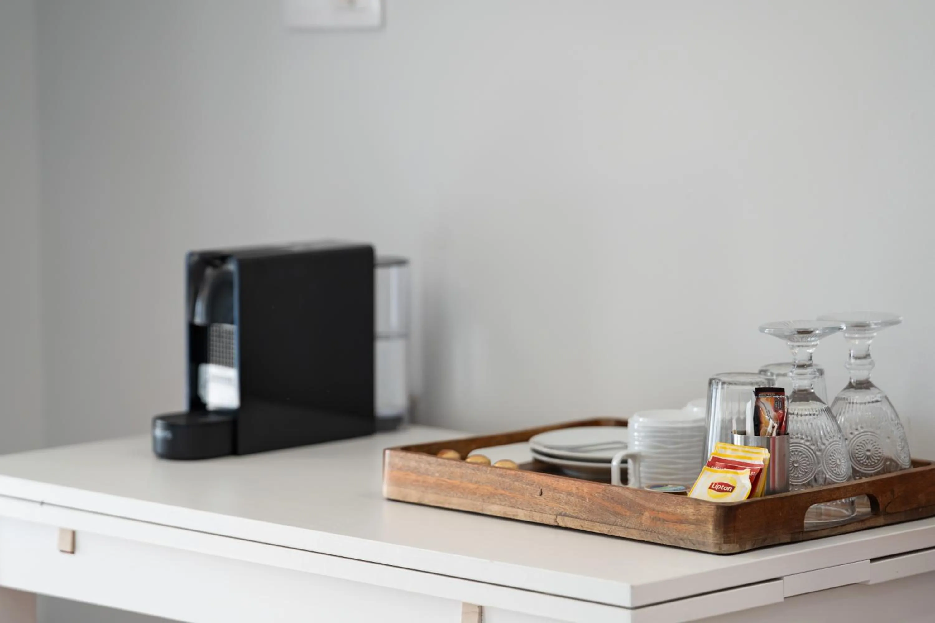 Coffee/tea facilities in La Luna Hotel