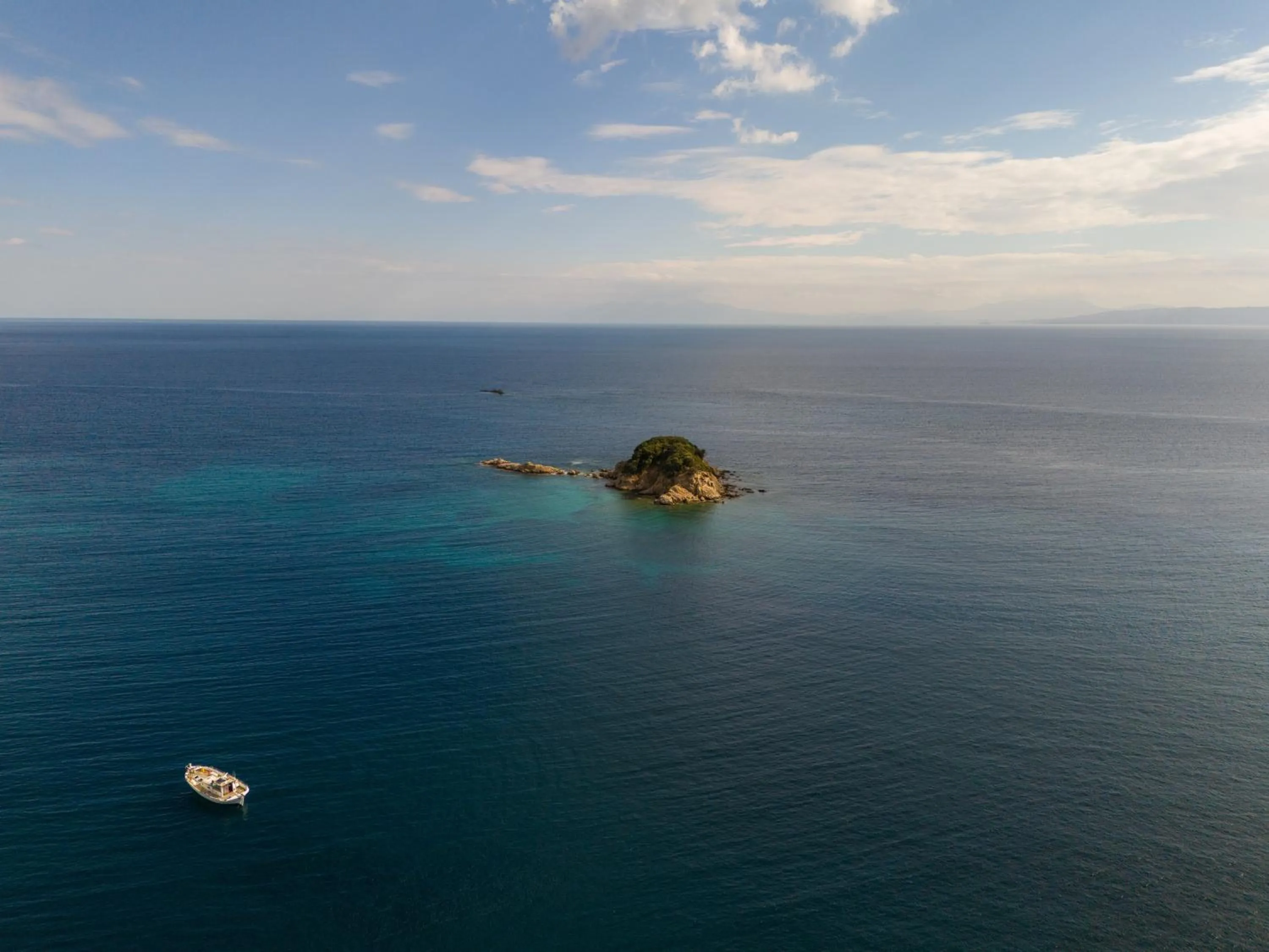 Nearby landmark in La Luna Hotel