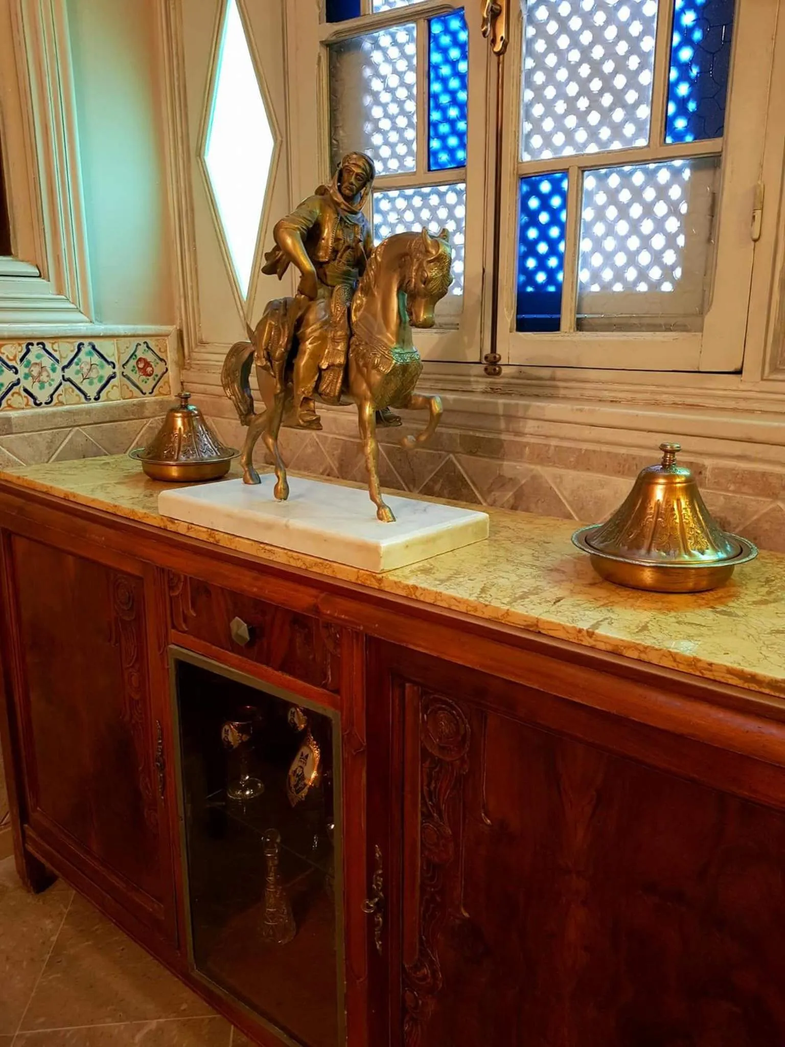 Communal lounge/ TV room in Maison d'Hôtes Dar Ennassim