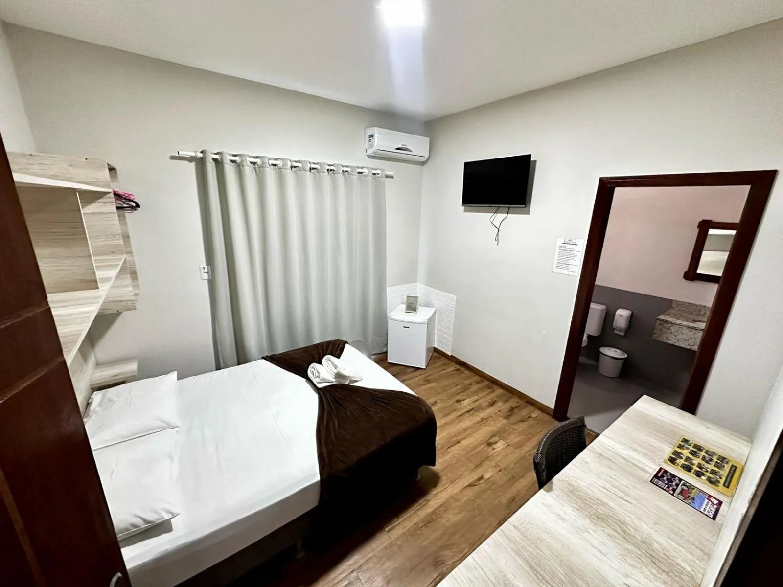 Bedroom, Bed in Pousada Recanto das Cores