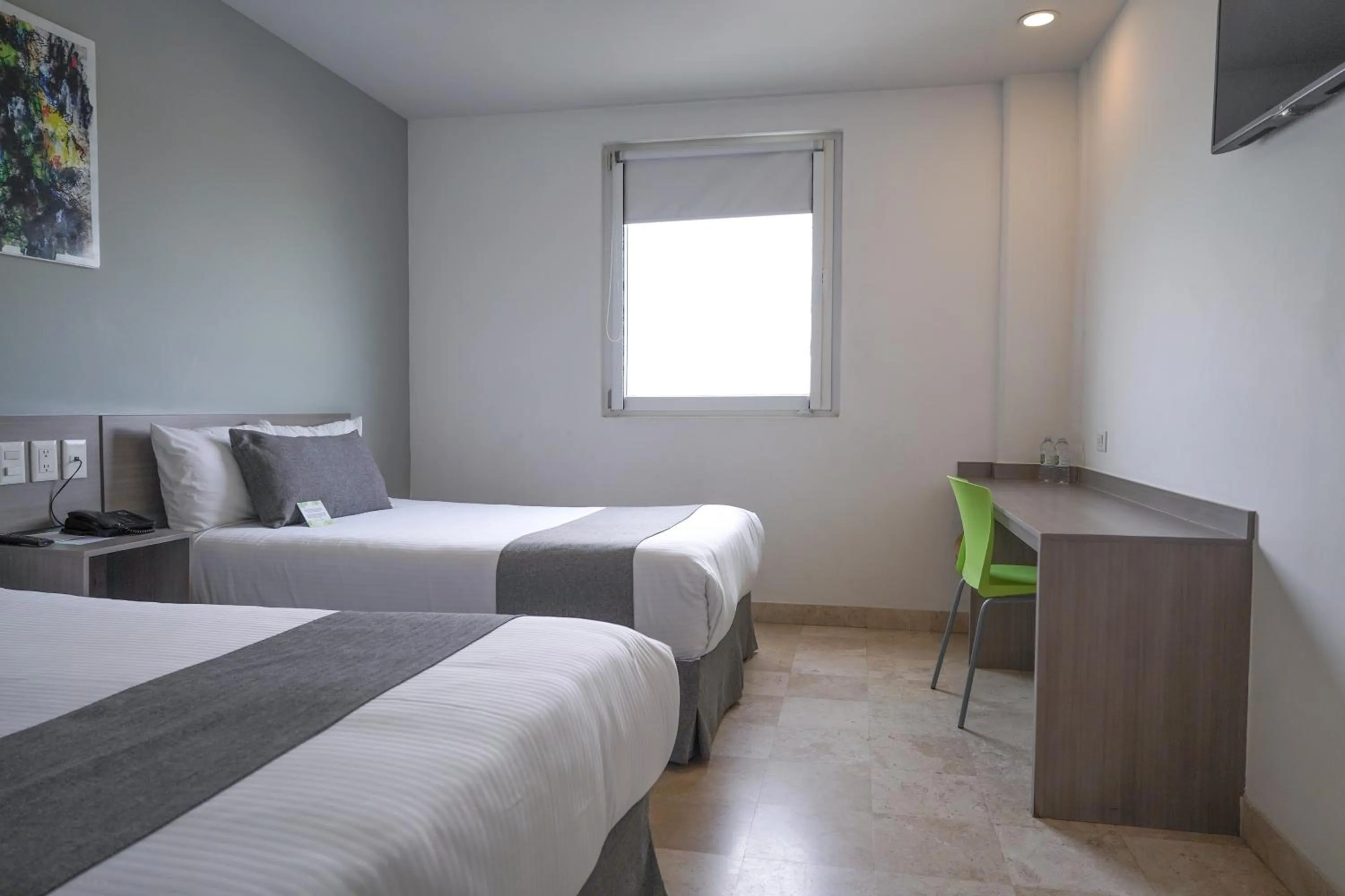 Family, Bed in SR Hotel