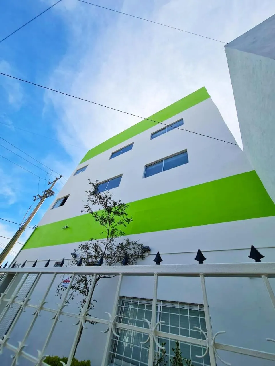 Property building in SR Hotel