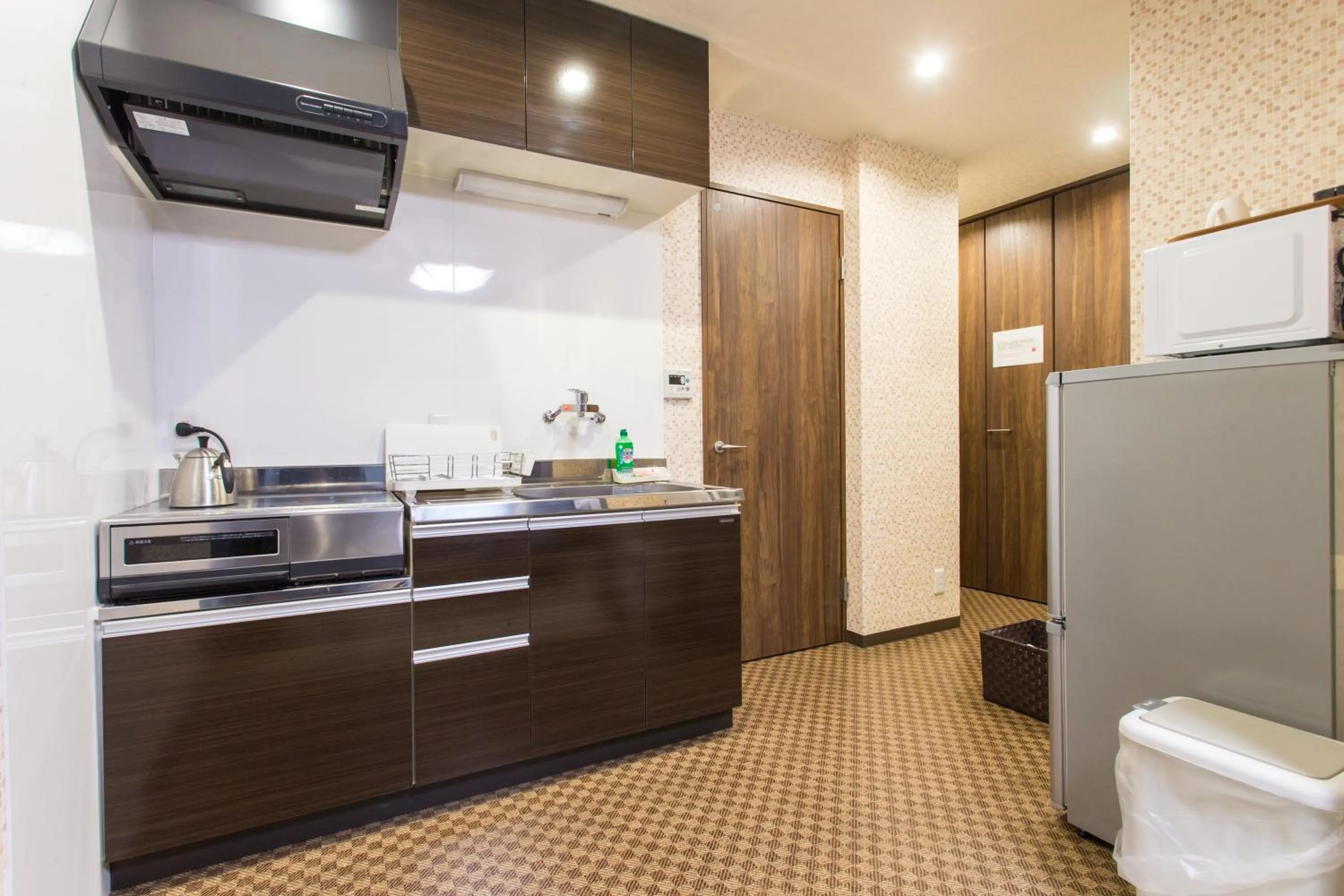 Kitchen or kitchenette in Rokuhara Inn