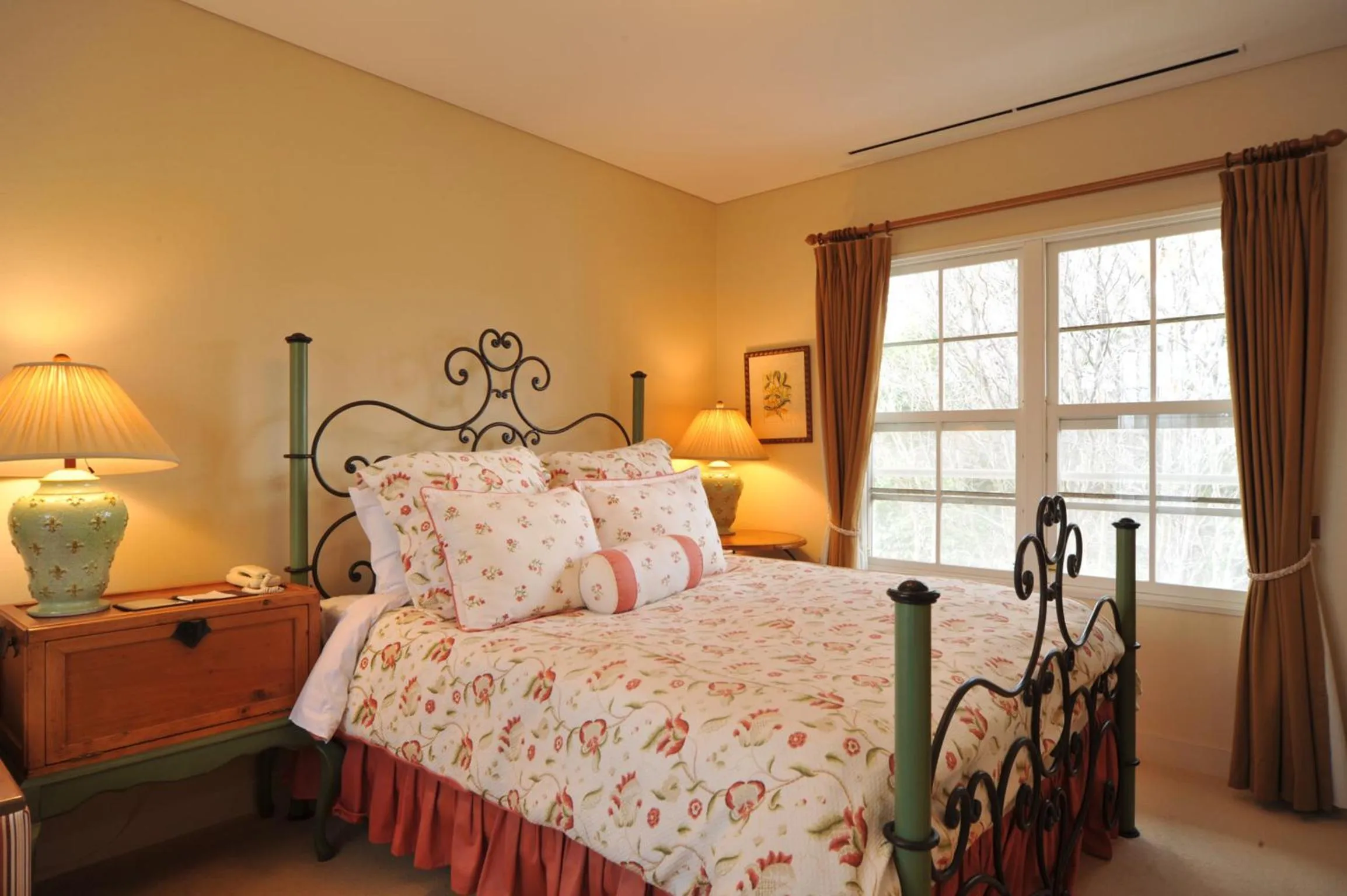 Bed in Forest Hills Garden