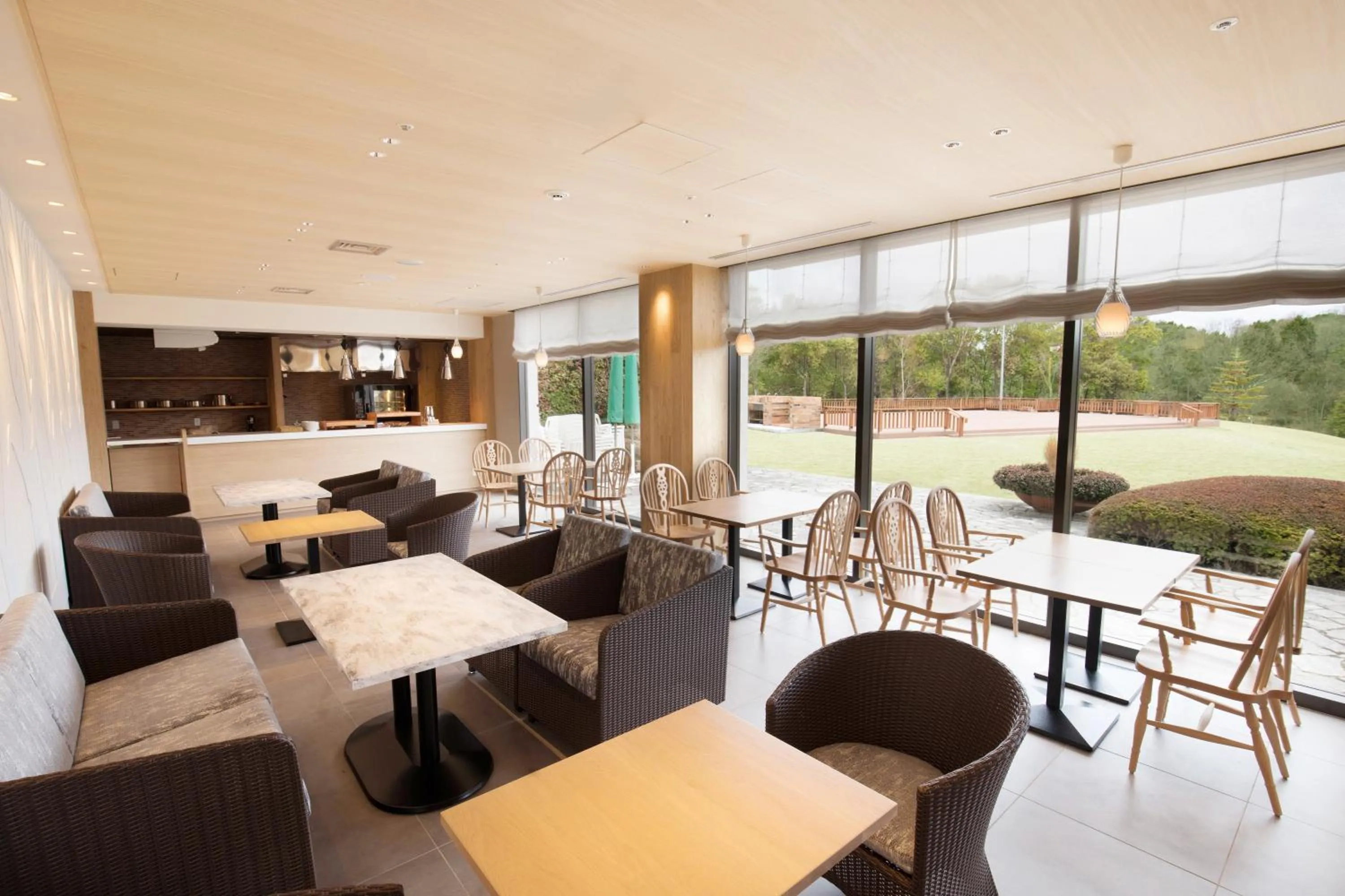 Restaurant/places to eat in Forest Hills Garden