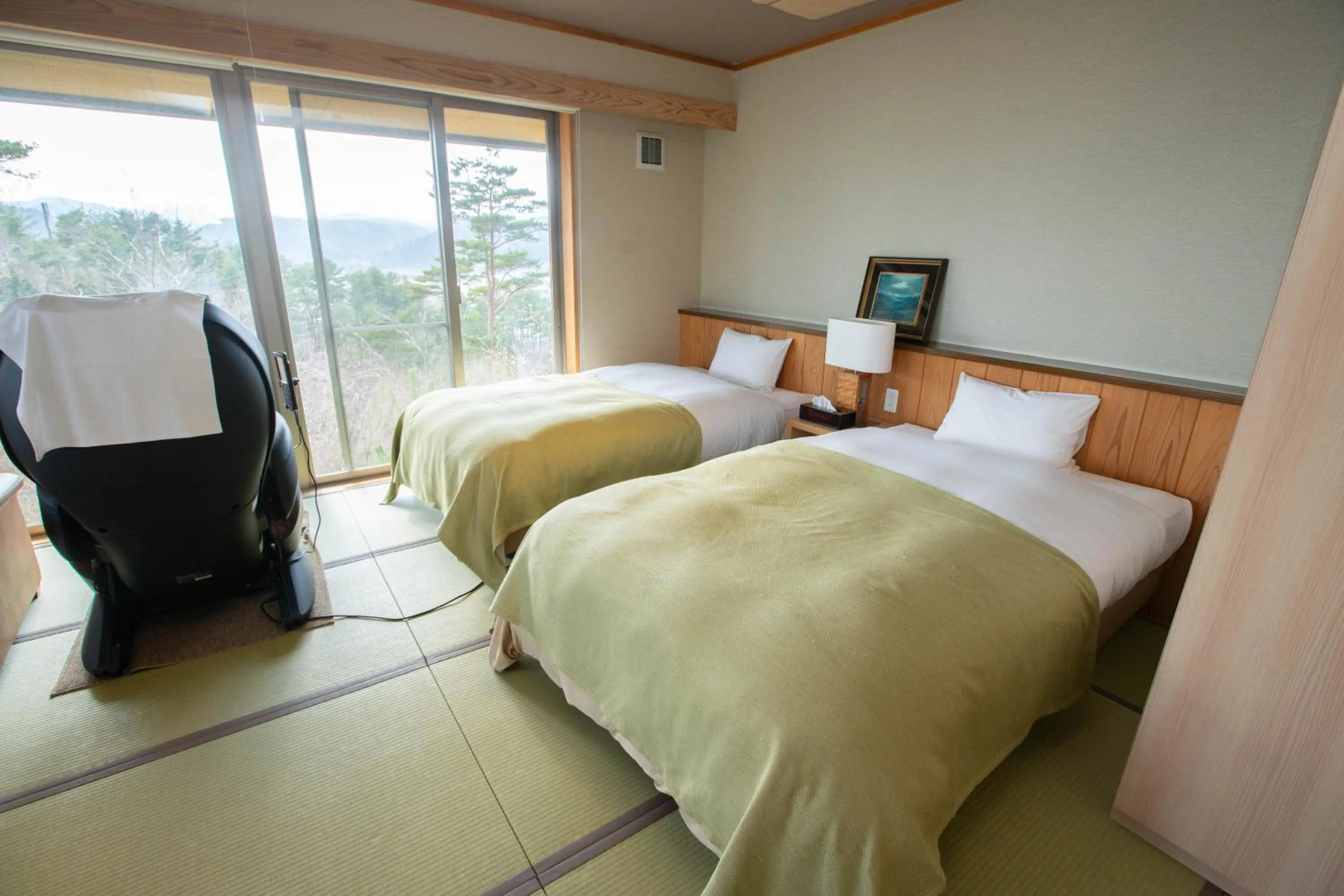 Bedroom, Bed in Nagisatei Taroan