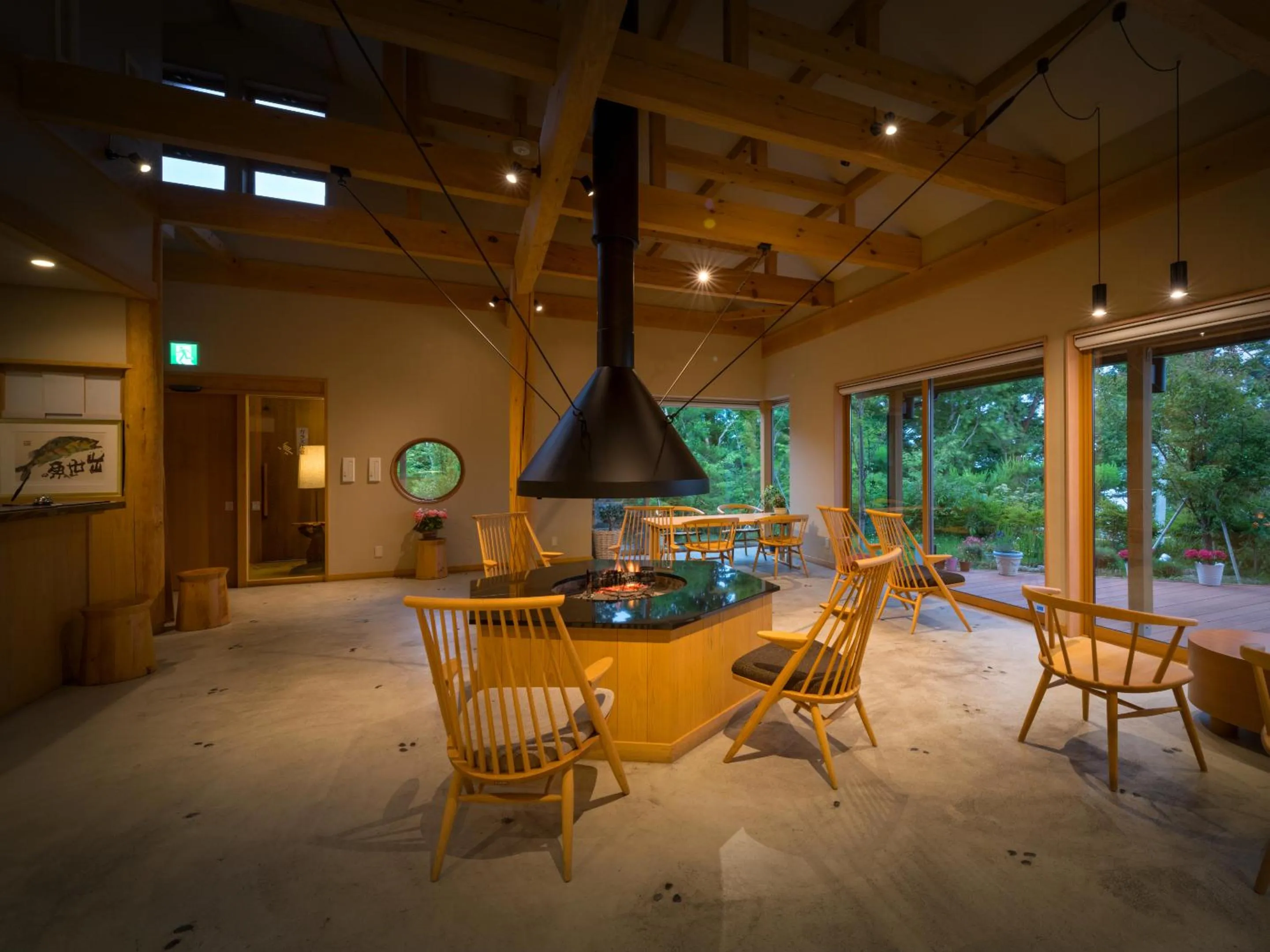 Communal lounge/ TV room in Nagisatei Taroan