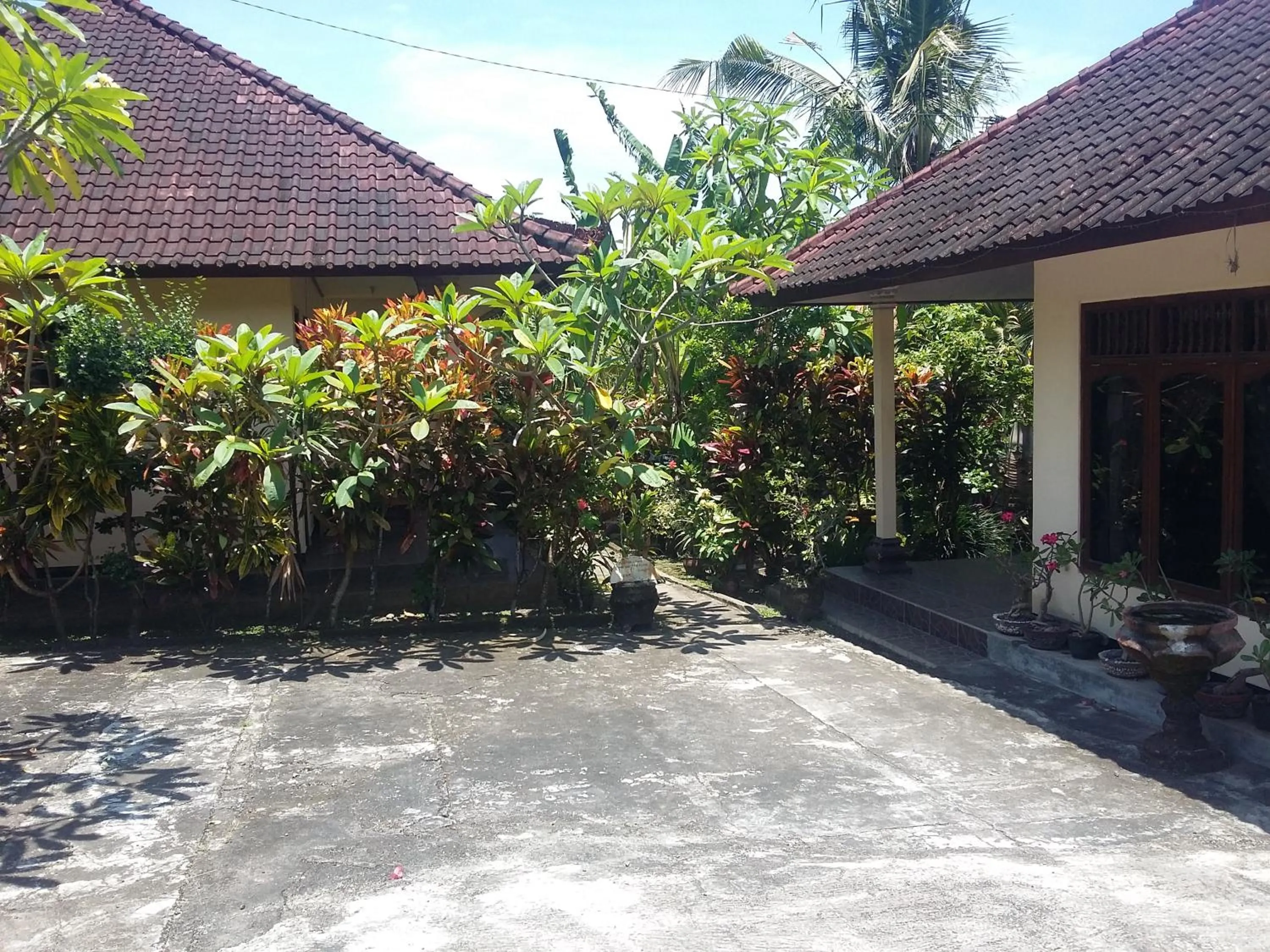 Parking in Surya Homestay