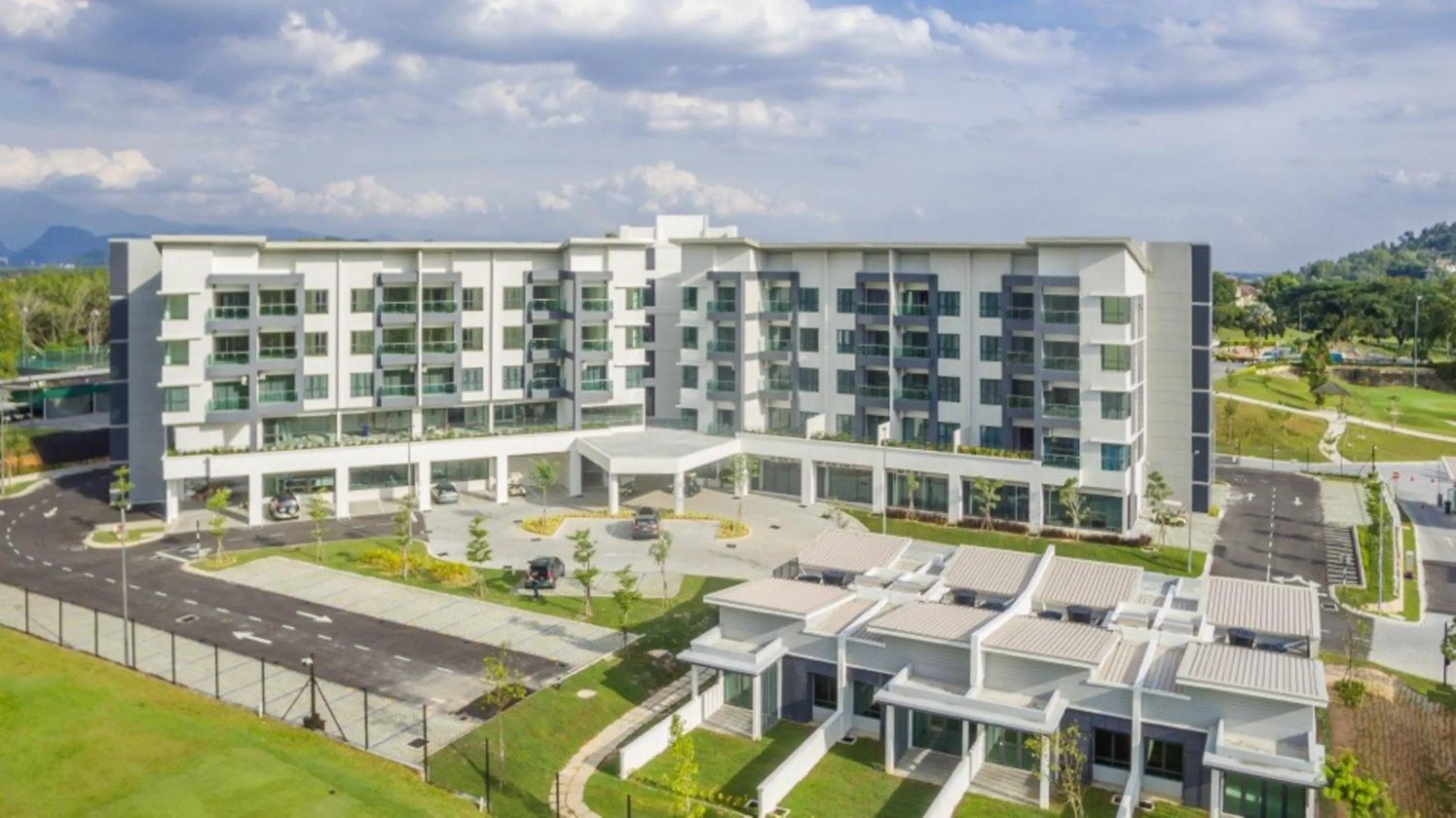 Neighbourhood in Meru Suites at Meru Valley Resort