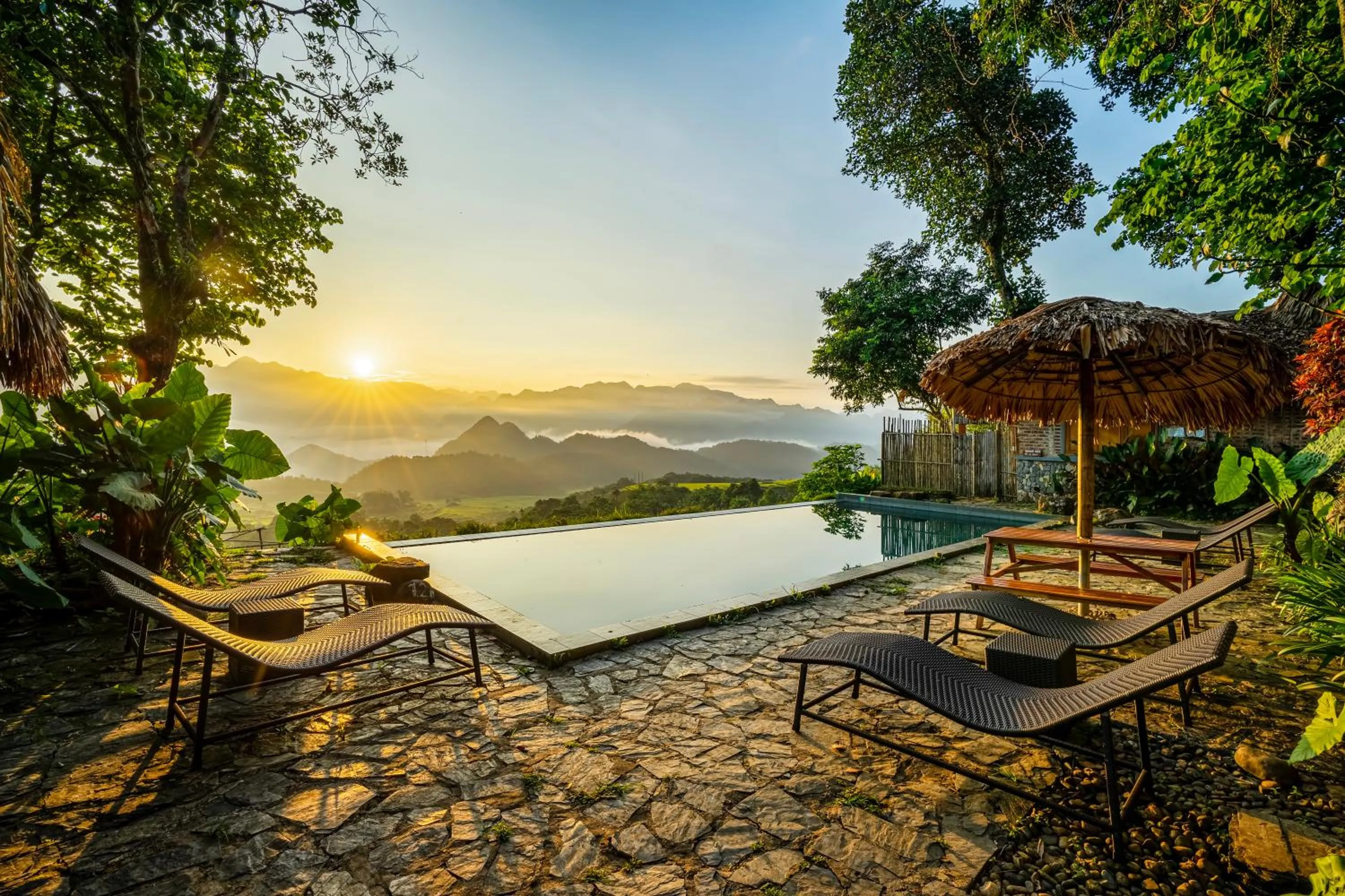 Swimming pool in Puluong Retreat