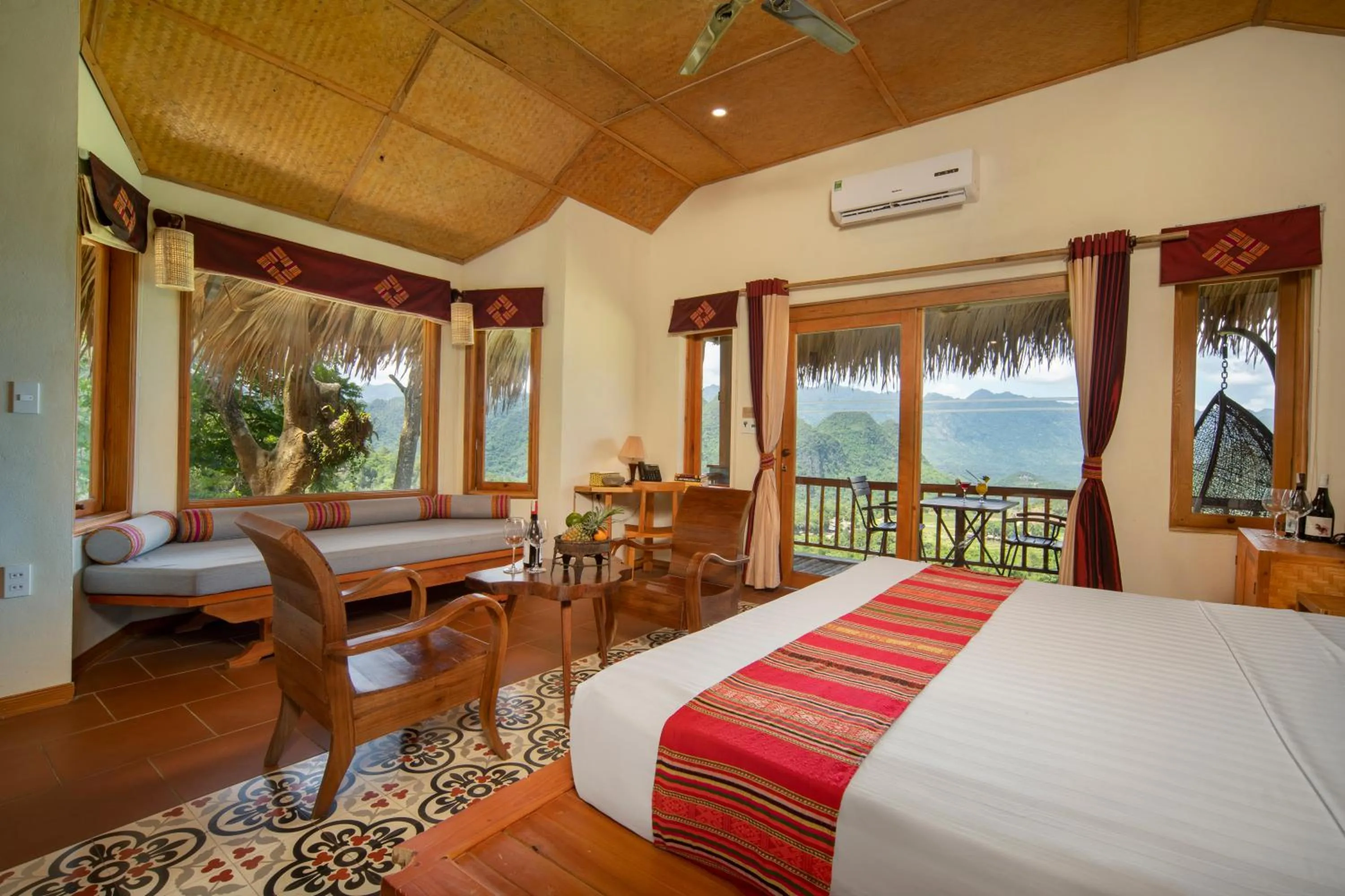 Bed in Puluong Retreat