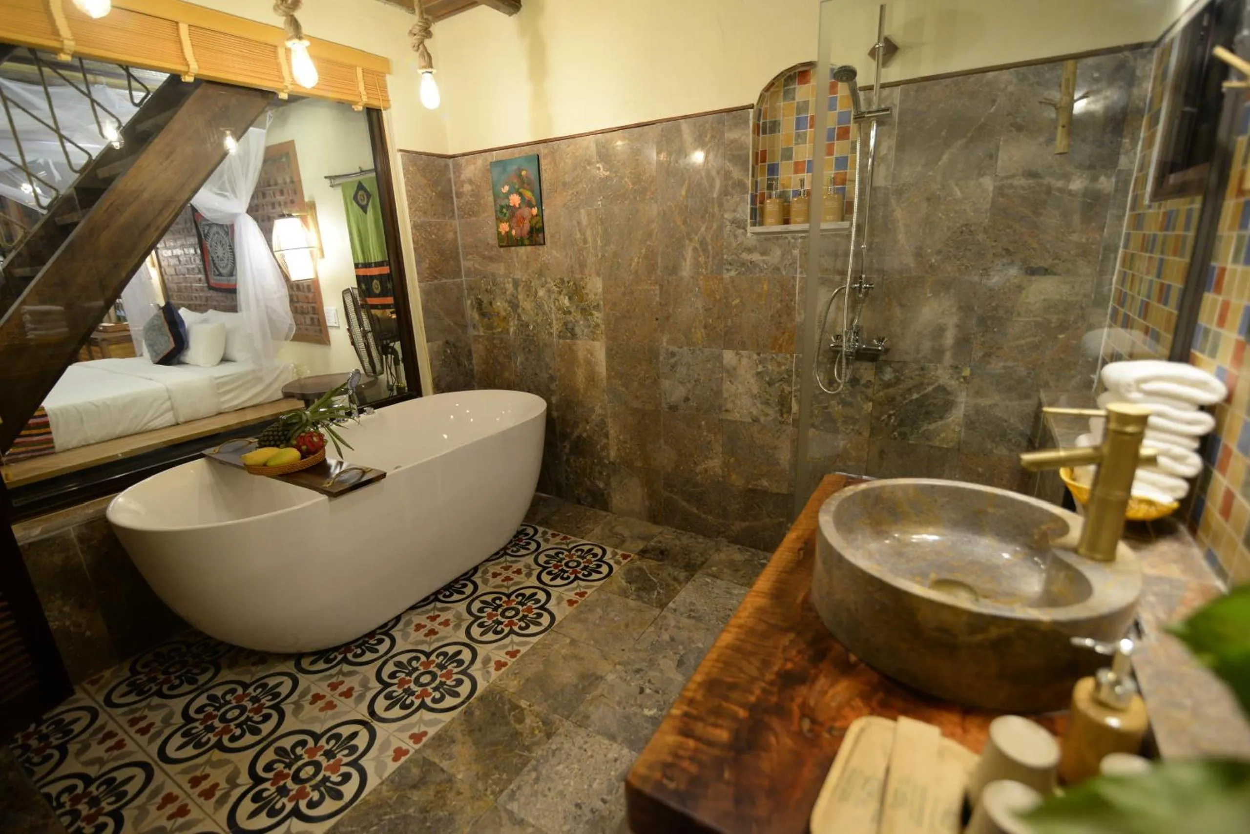 Shower in Puluong Retreat