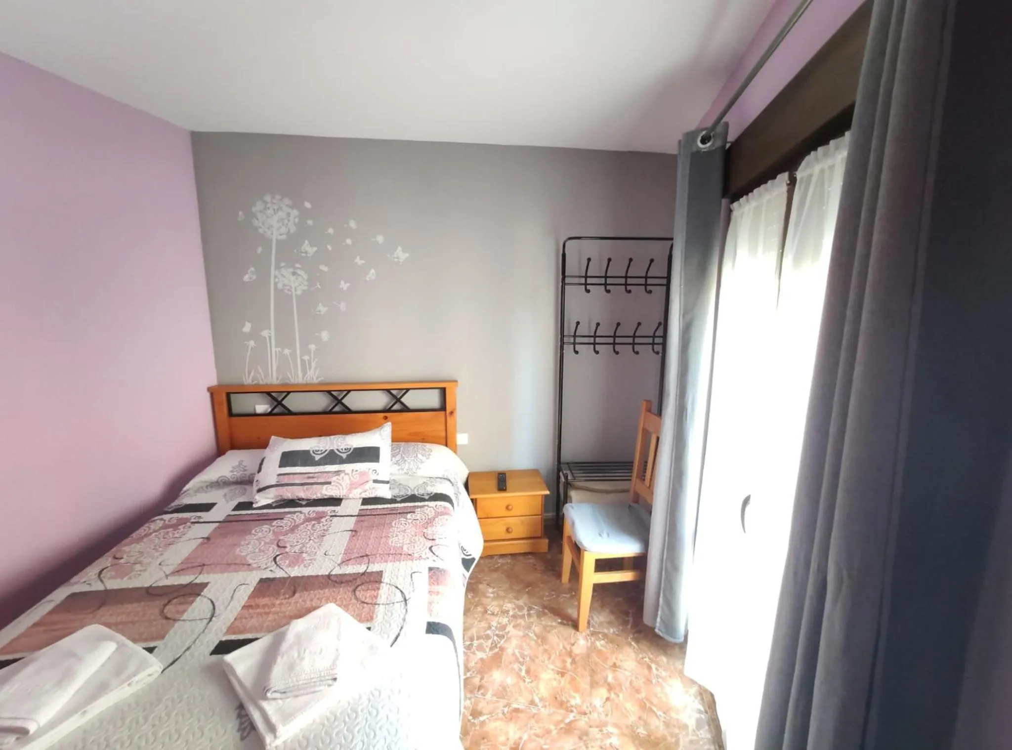 Bedroom, Bed in Hostal El Bodegon