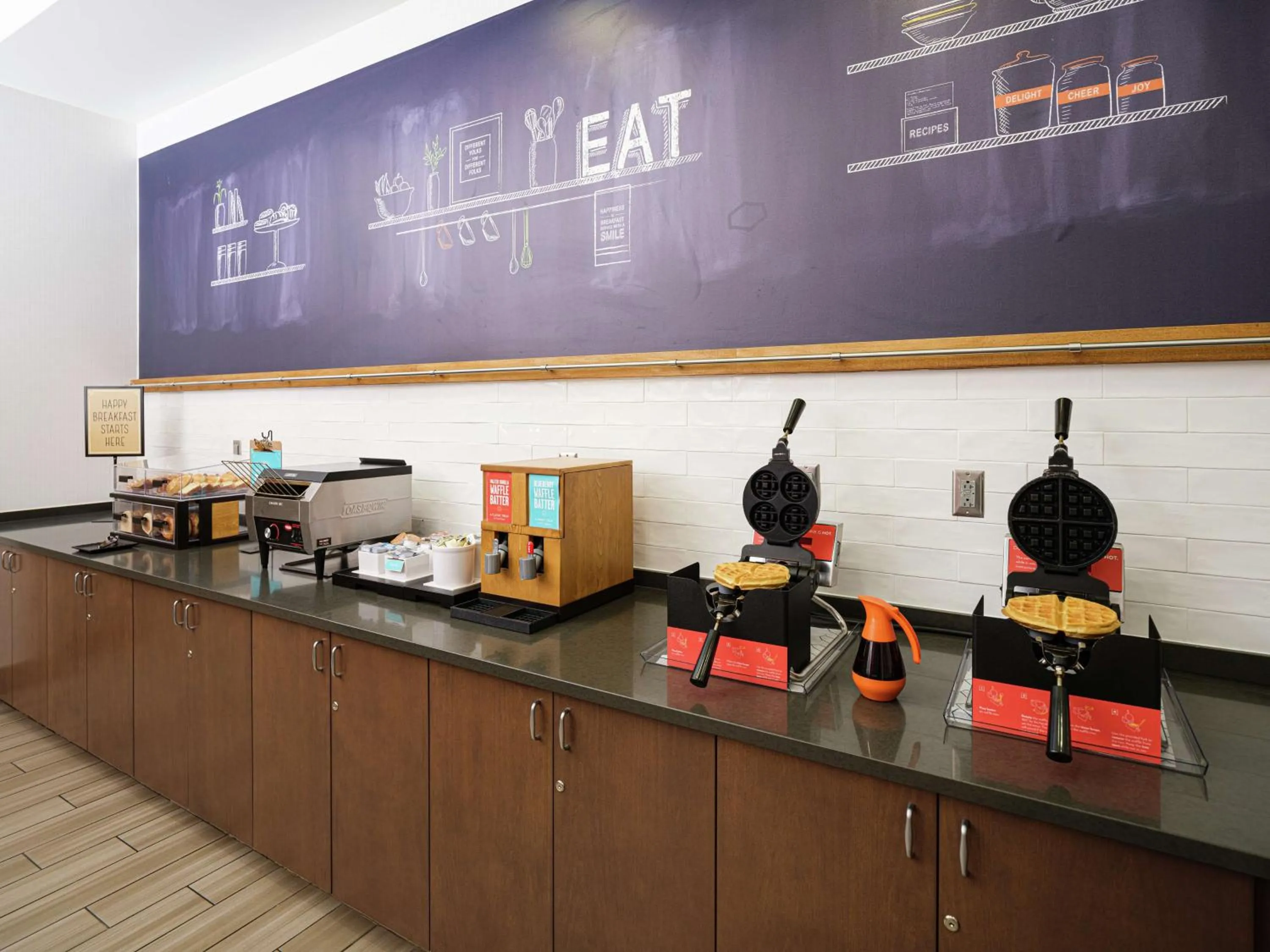 Breakfast in Hampton Inn Wilmington Downtown