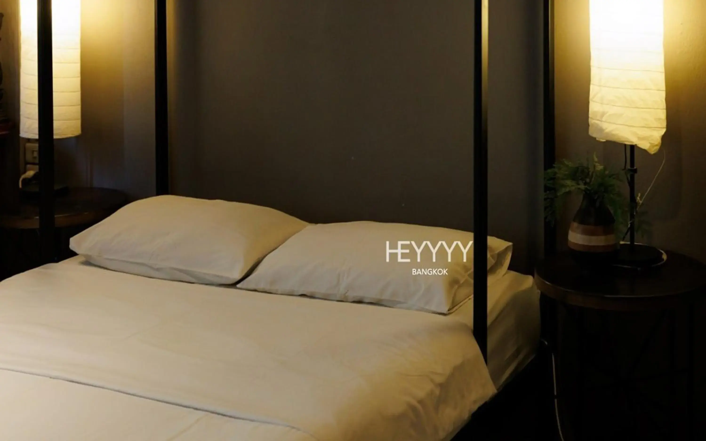 Deluxe Room in Heyyyy Bangkok Deluxe Room in Heyyyy Bangkok