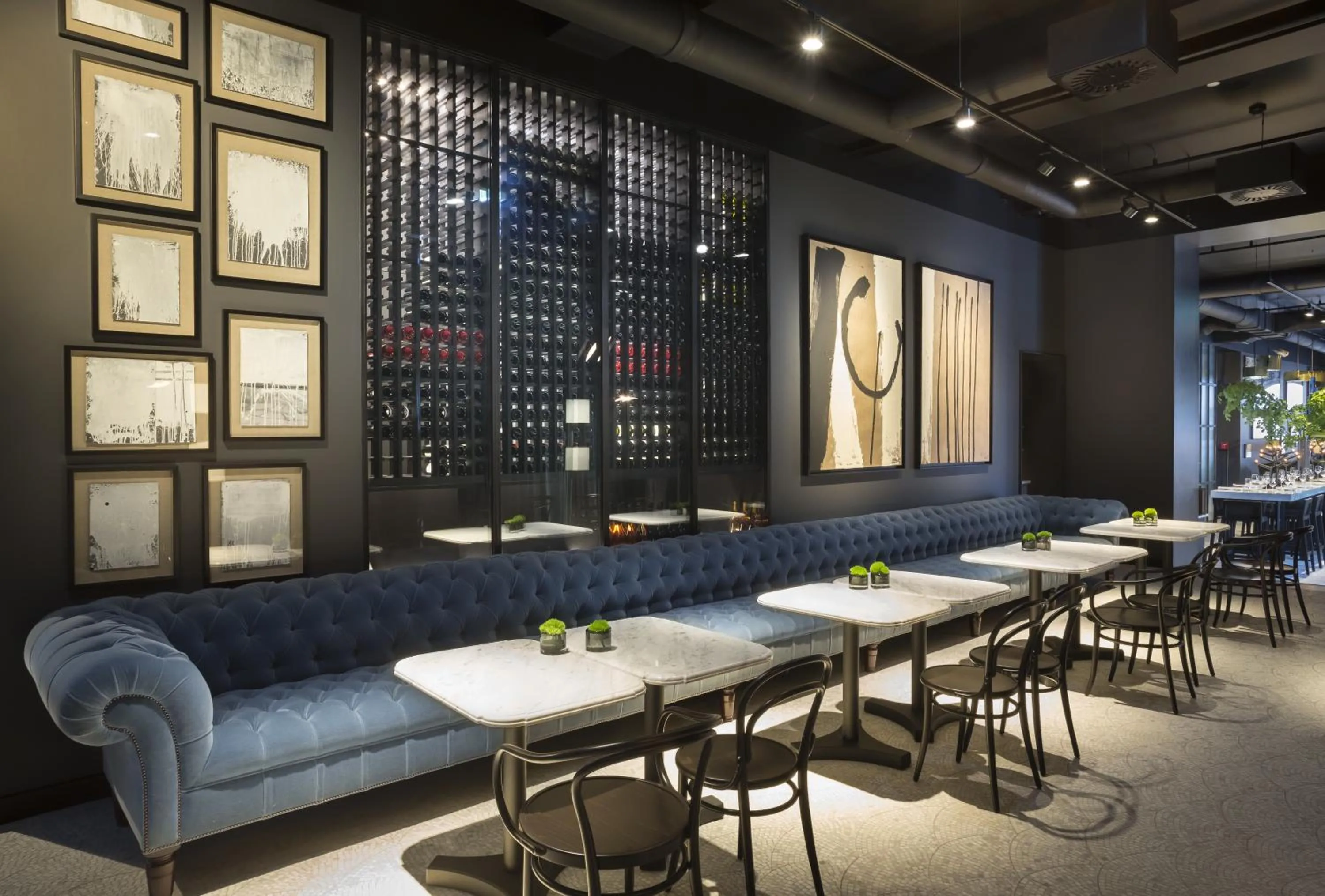 Lounge or bar in Adriatic Hotel by Maistra Collection